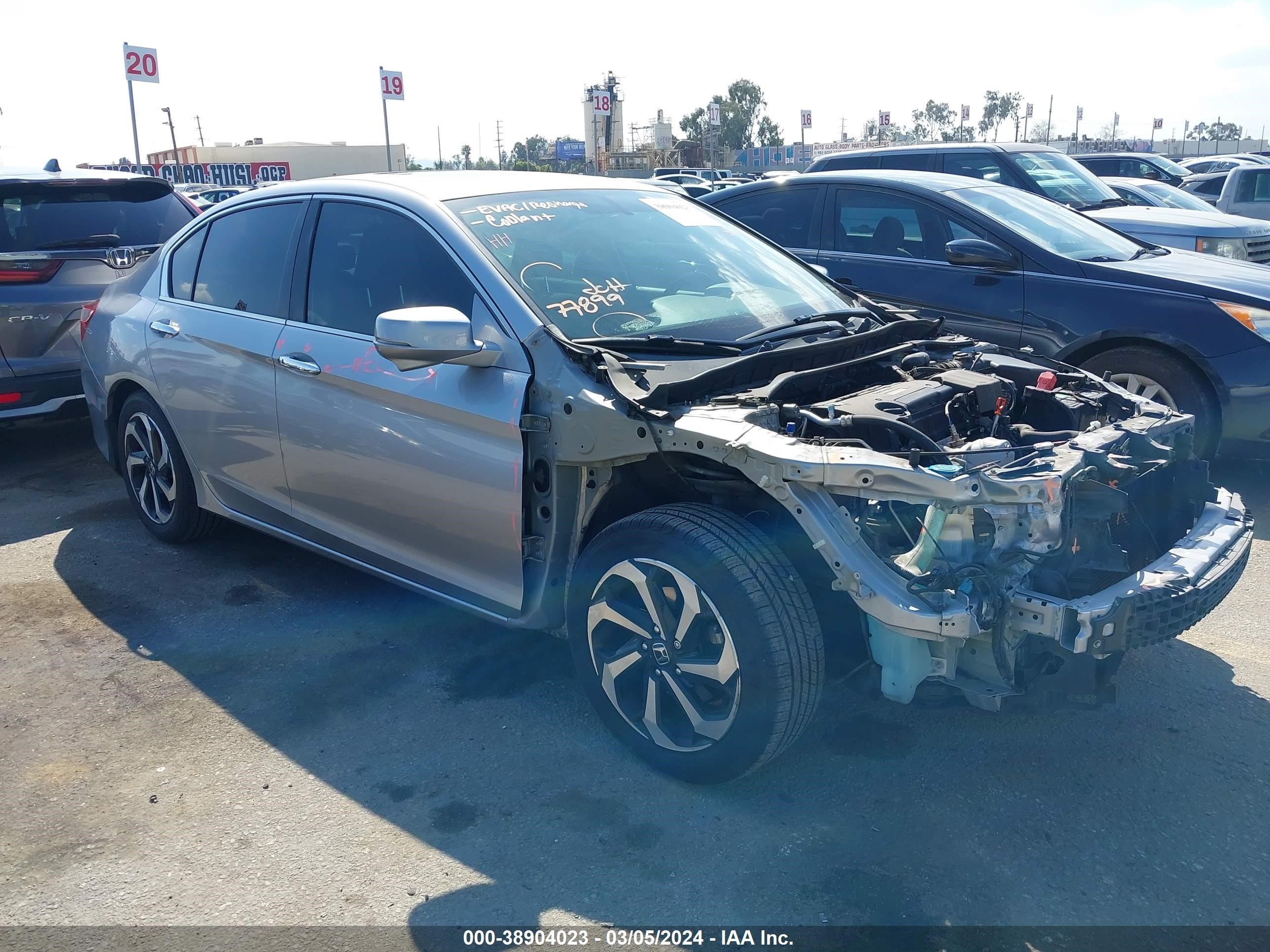 HONDA ACCORD 2017 1hgcr2f84ha079188