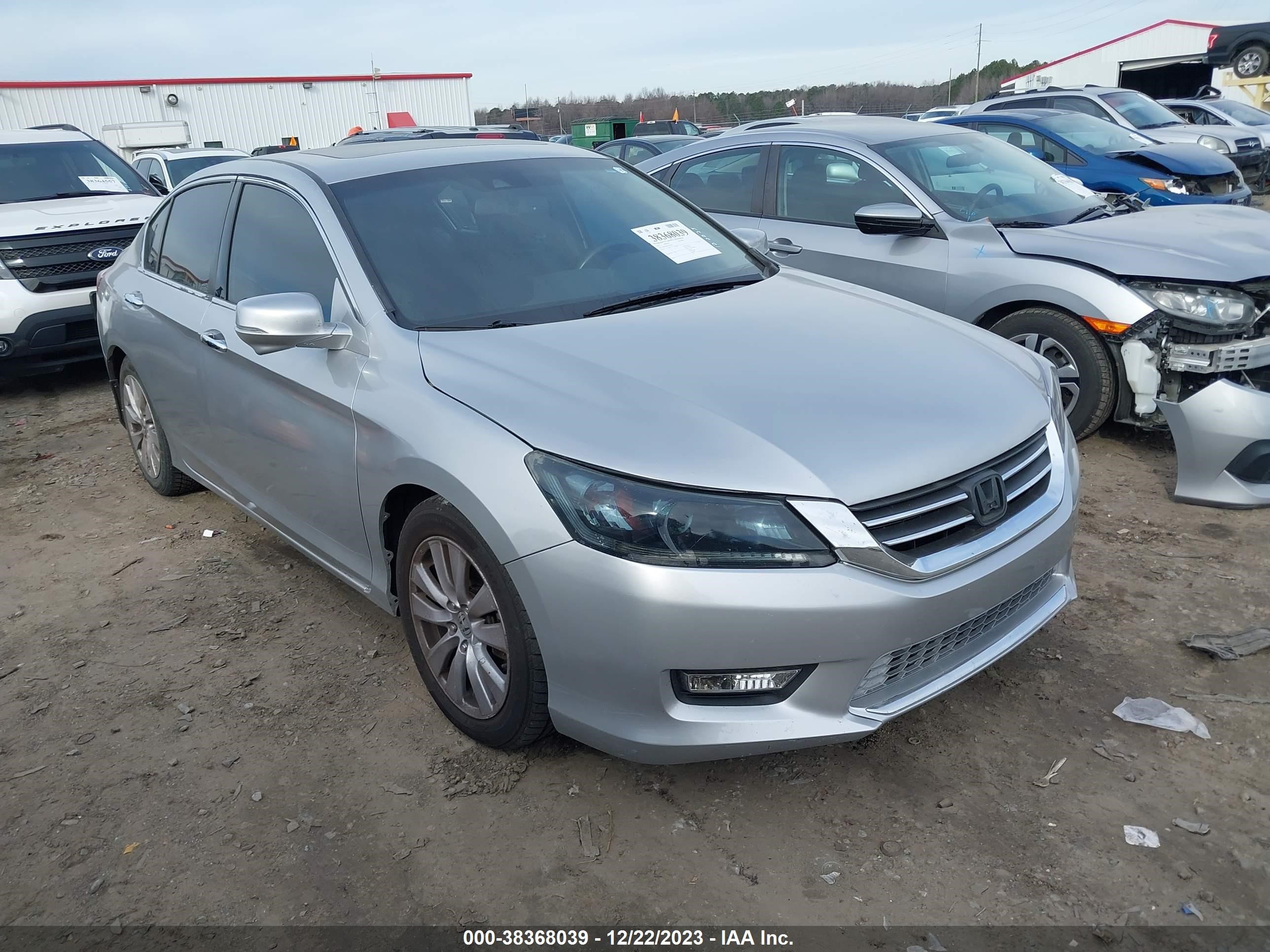 HONDA ACCORD 2015 1hgcr2f86fa005624