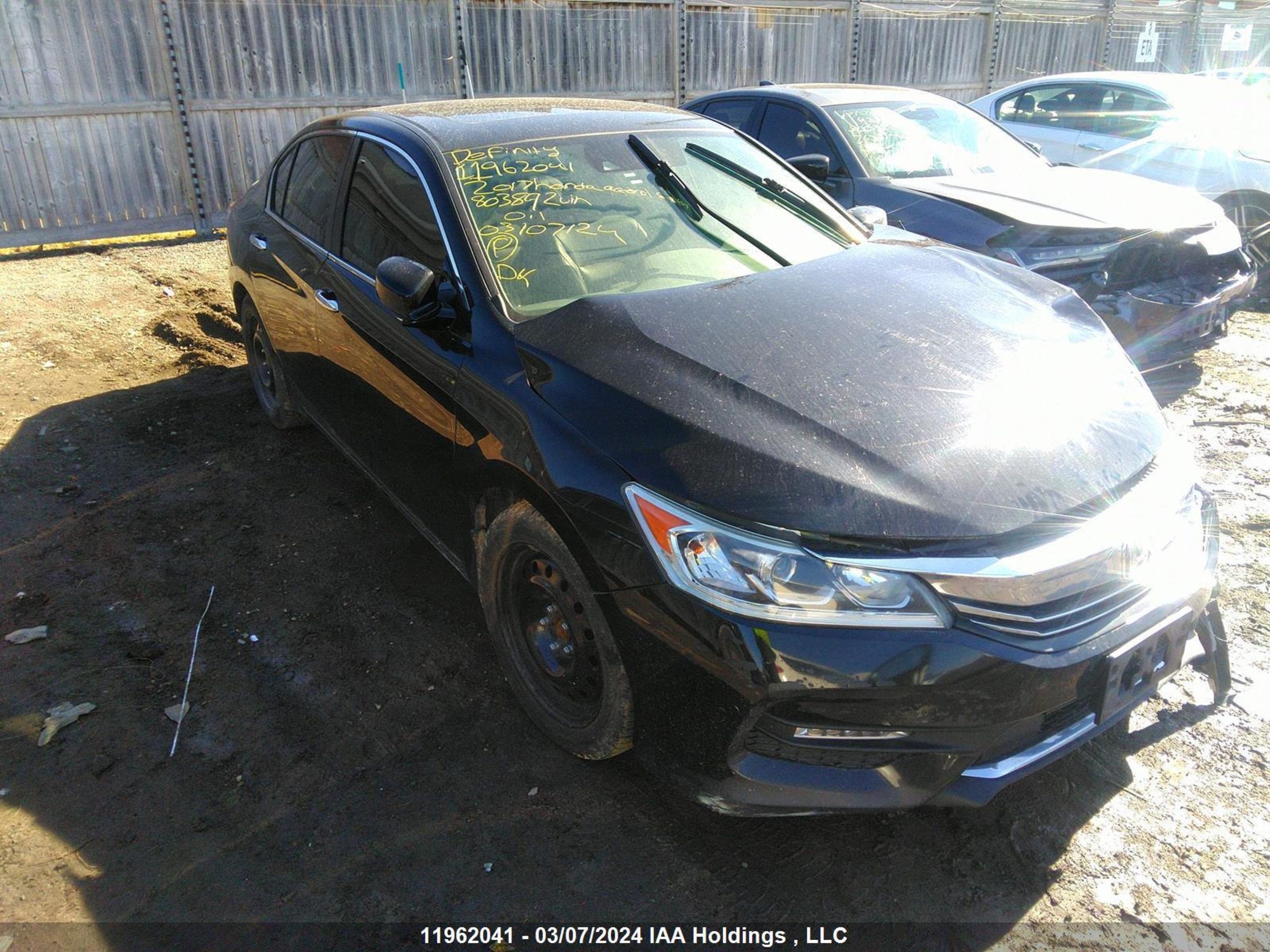 HONDA ACCORD 2017 1hgcr2f87ha803892