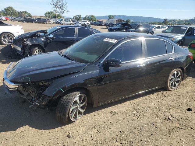 HONDA ACCORD 2017 1hgcr2f88ha112371