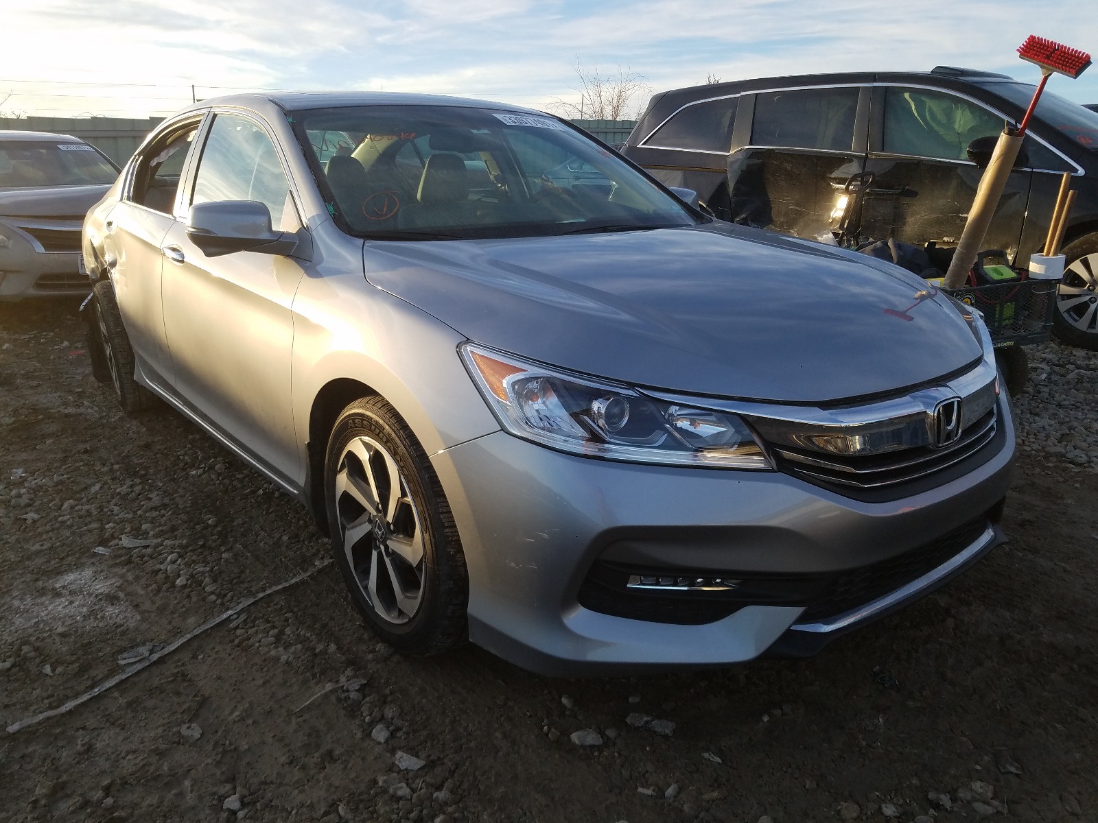 HONDA ACCORD EXL 2017 1hgcr2f88ha240044