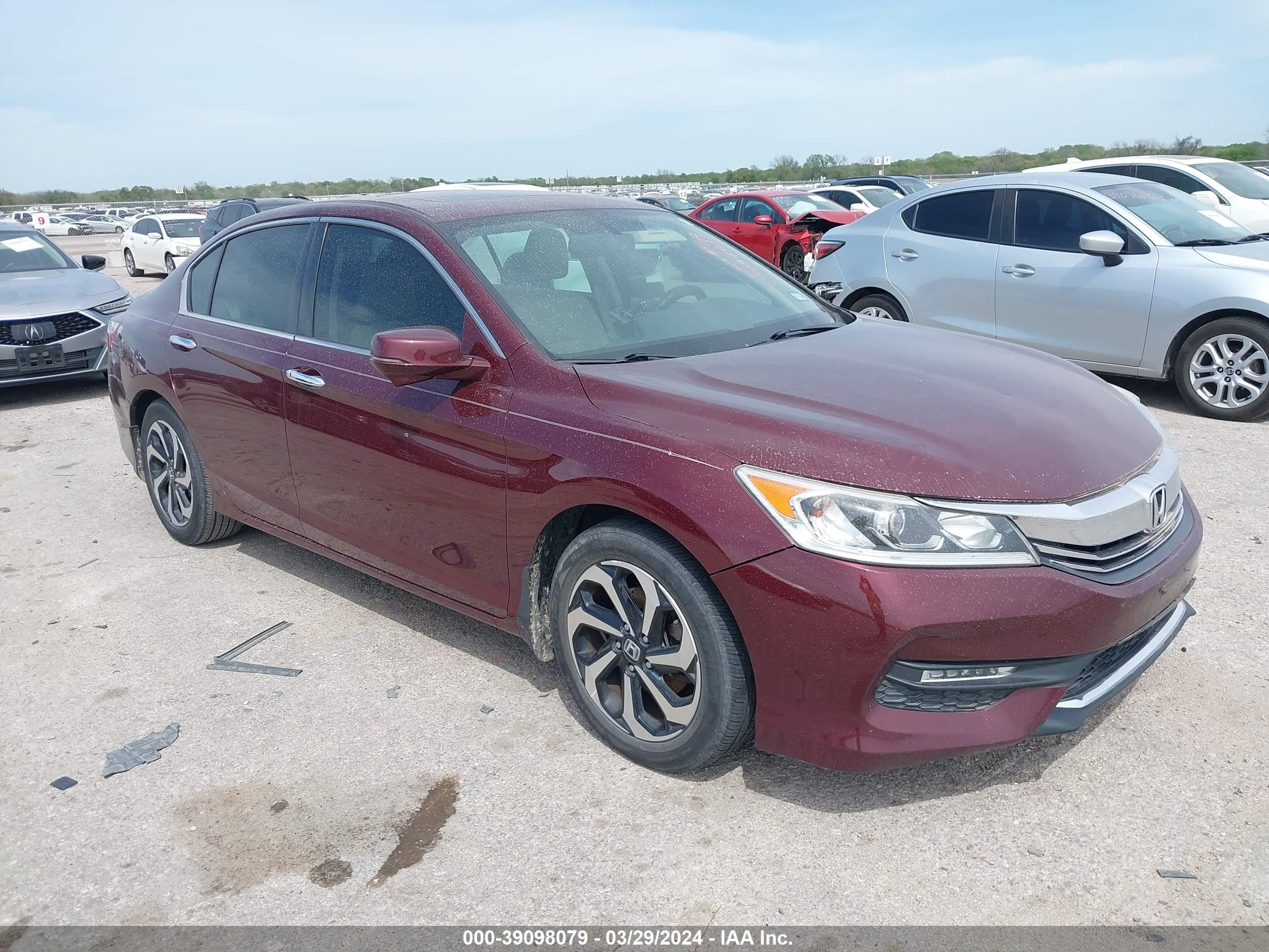 HONDA ACCORD 2017 1hgcr2f8xha211323