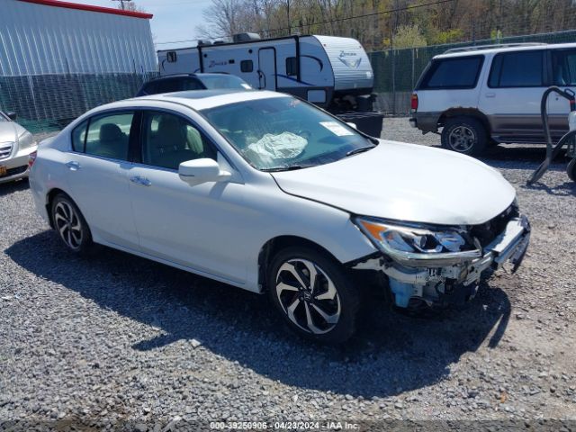 HONDA ACCORD 2017 1hgcr3f01ha013567