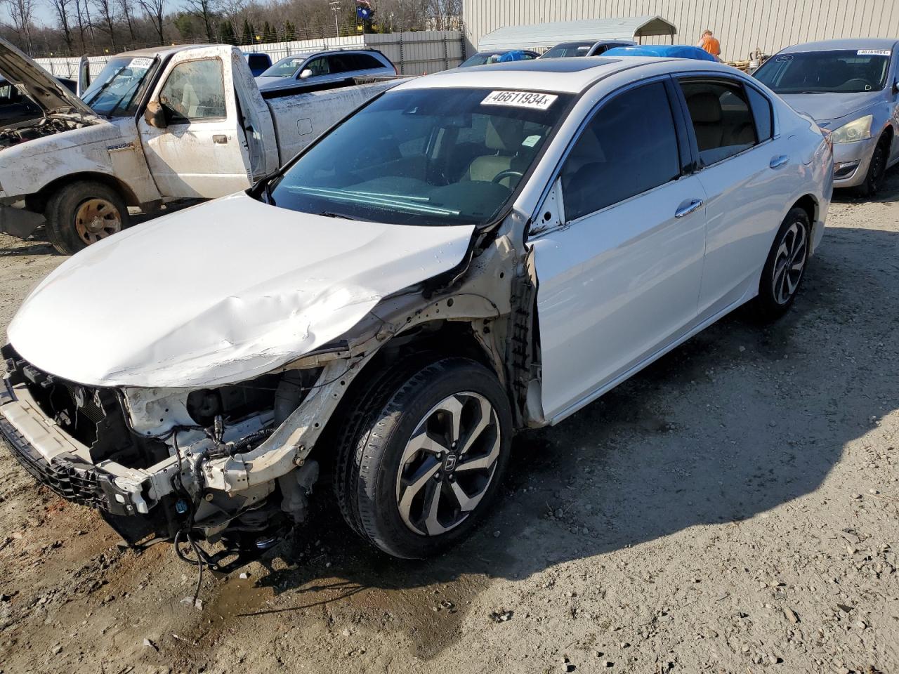 HONDA ACCORD 2017 1hgcr3f04ha042657