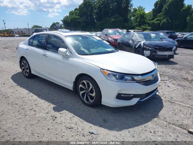 HONDA ACCORD 2017 1hgcr3f05ha008369