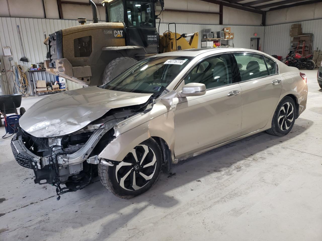 HONDA ACCORD 2017 1hgcr3f08ha036831