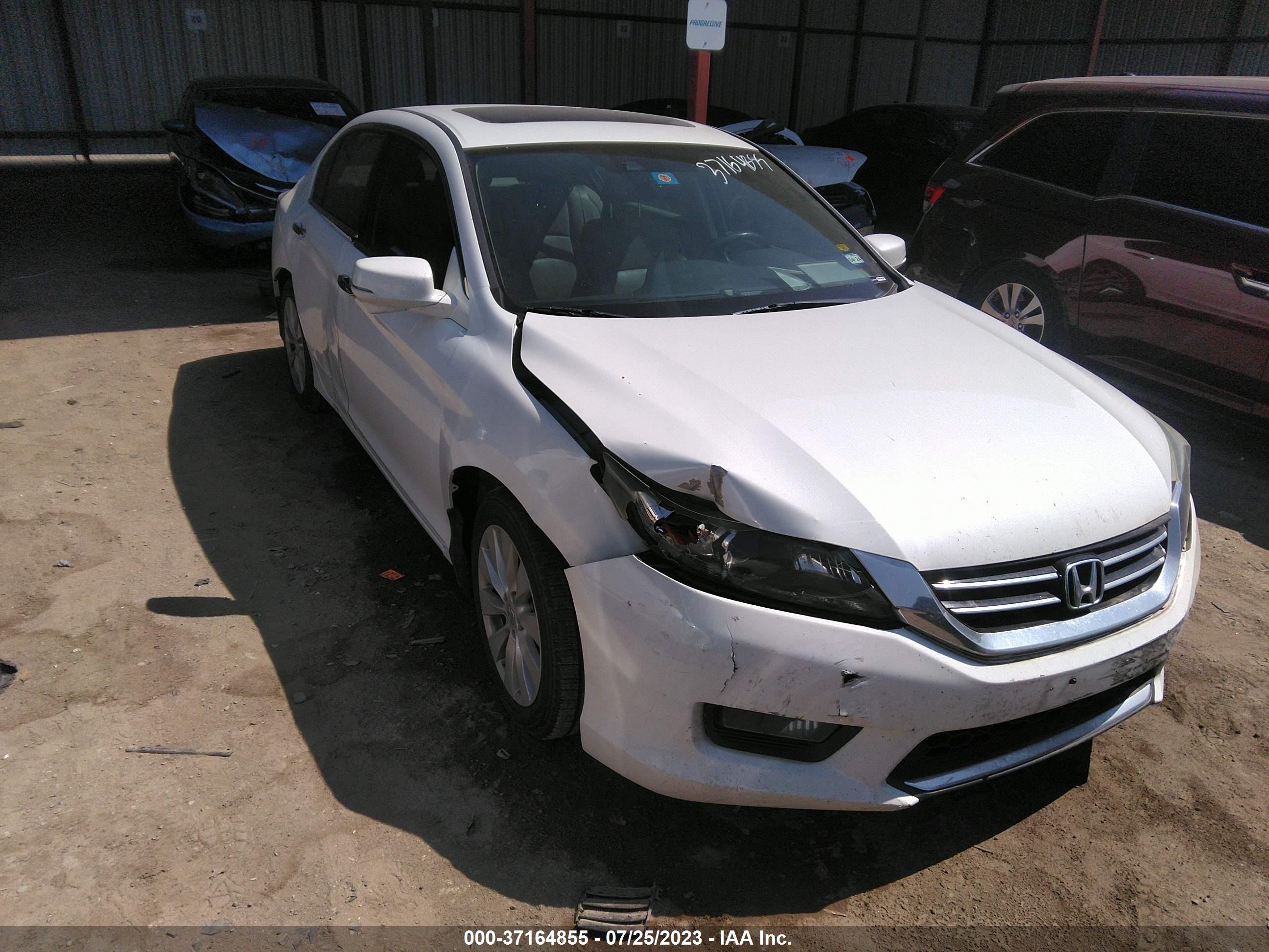 HONDA ACCORD 2014 1hgcr3f80ea027056