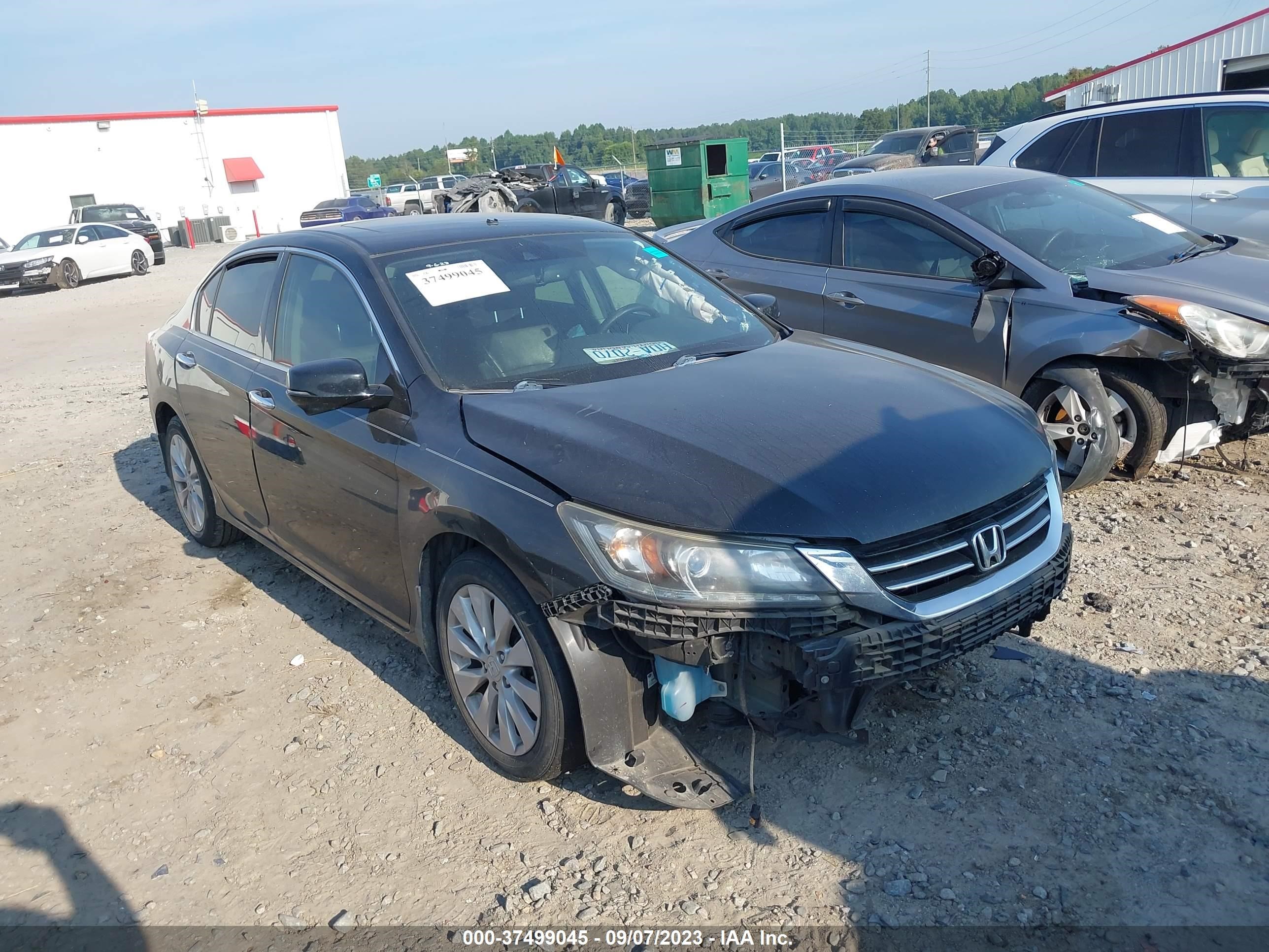 HONDA ACCORD 2015 1hgcr3f81fa013703