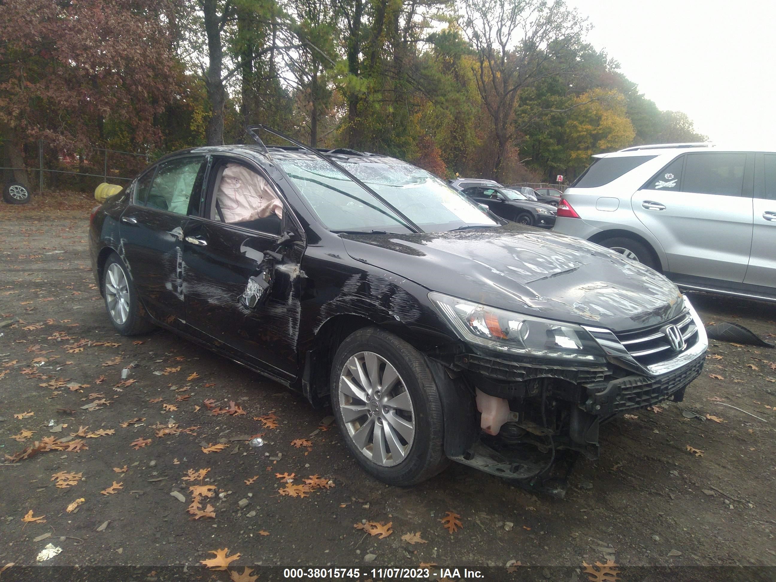 HONDA ACCORD 2013 1hgcr3f82da028370