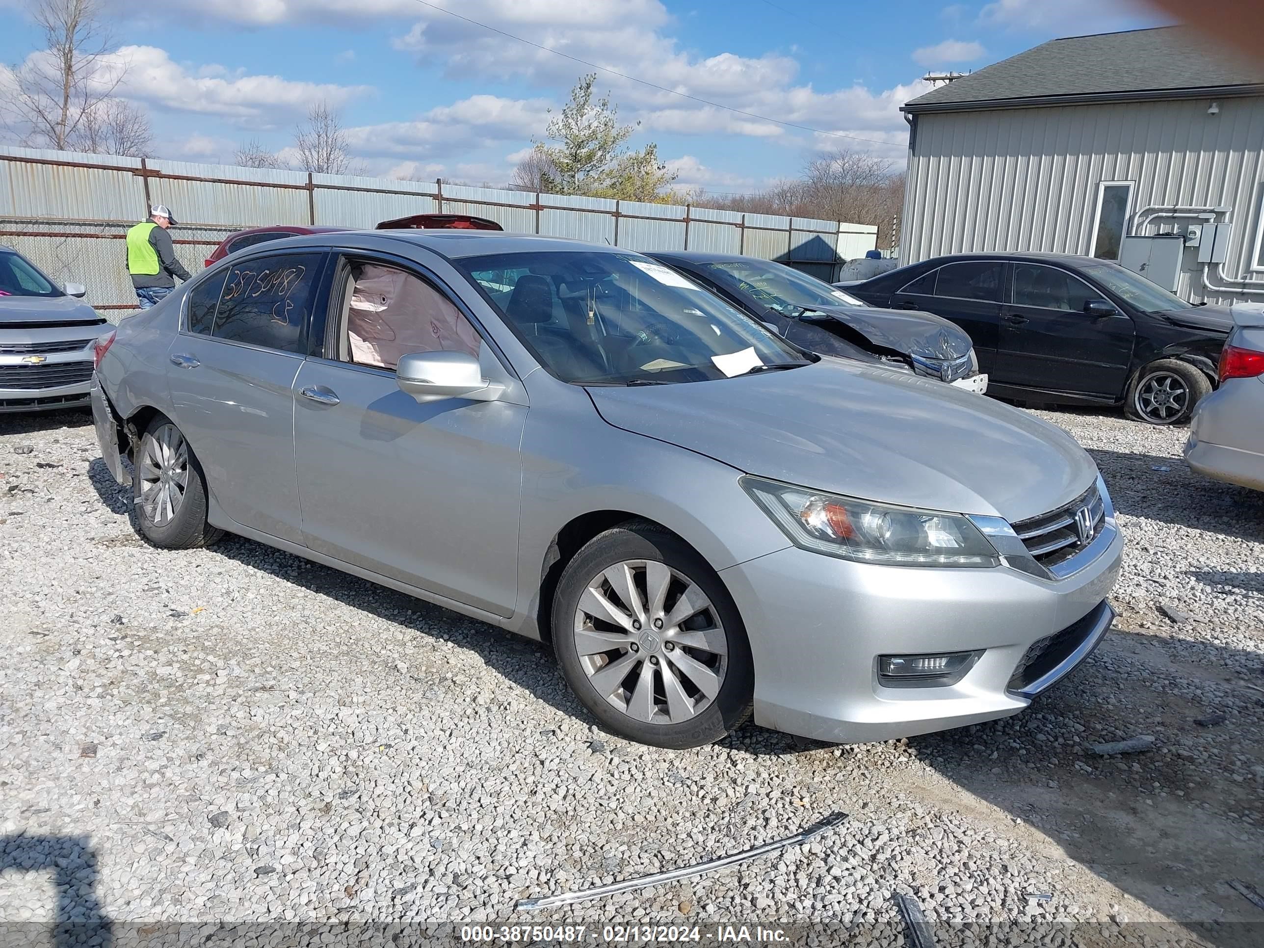 HONDA ACCORD 2015 1hgcr3f83fa006073