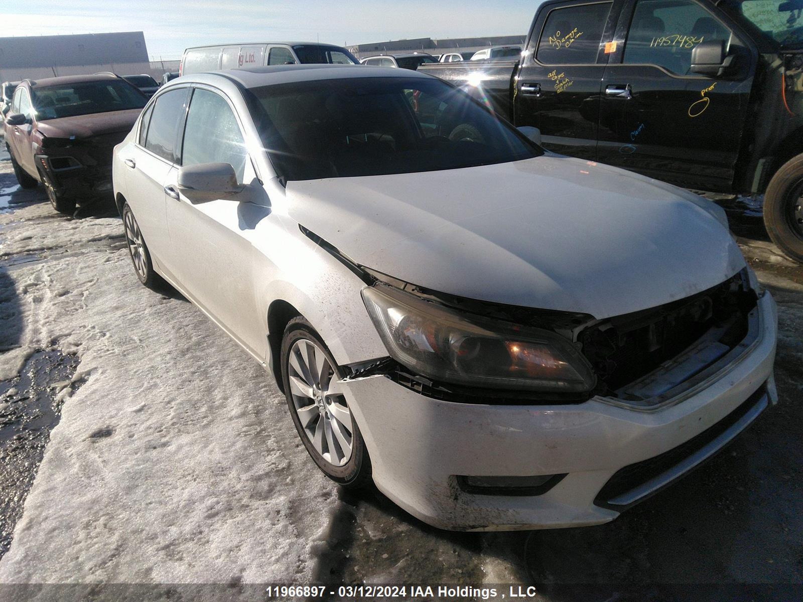 HONDA ACCORD 2015 1hgcr3f83fa801172