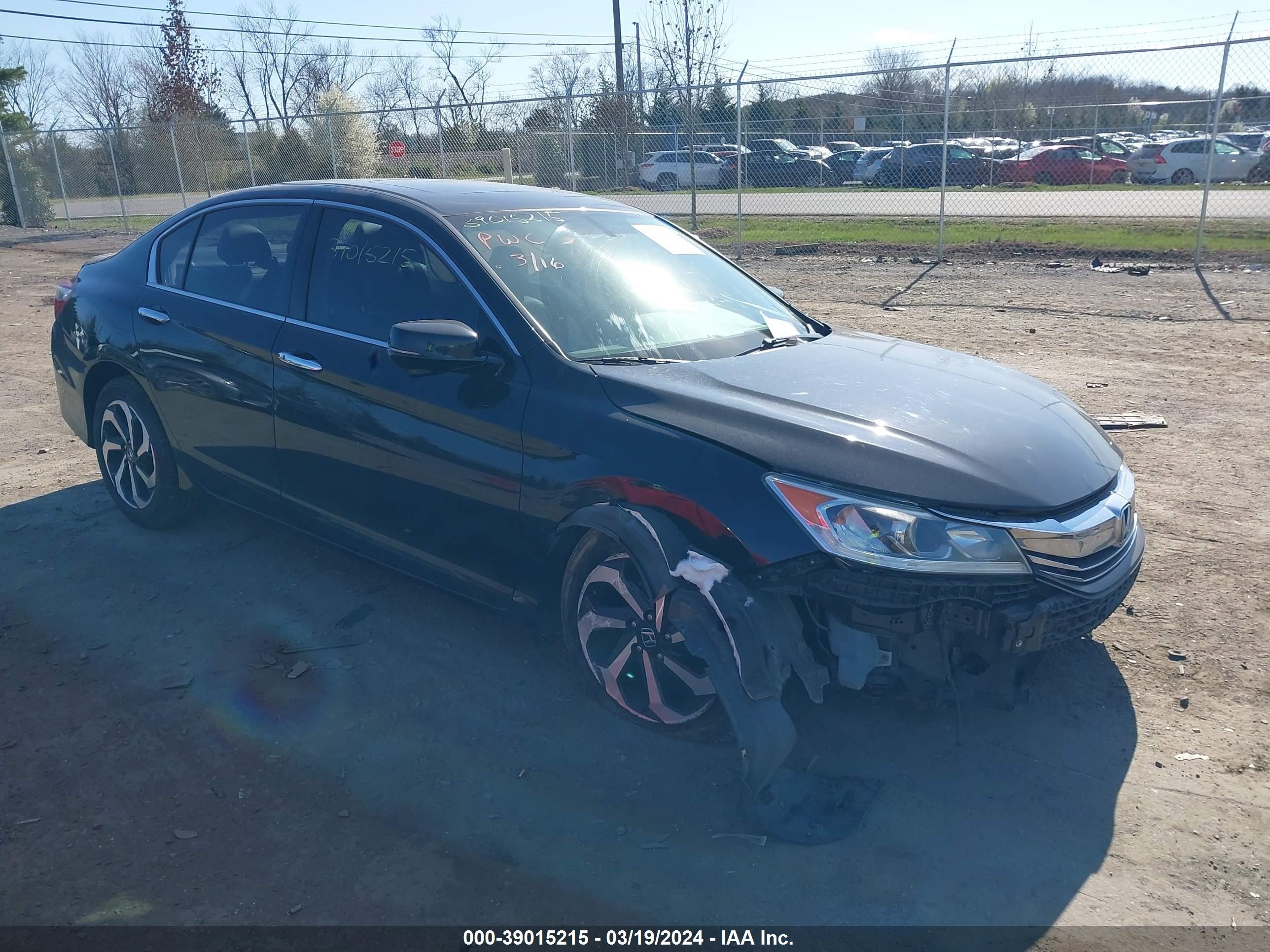 HONDA ACCORD 2016 1hgcr3f84ga010733