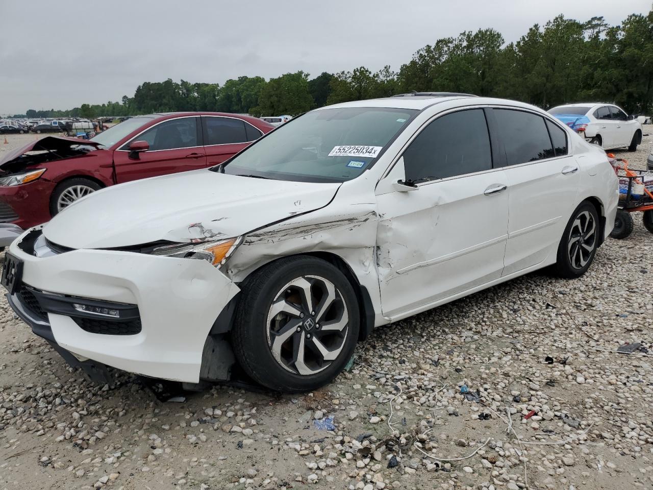 HONDA ACCORD 2016 1hgcr3f85ga013687