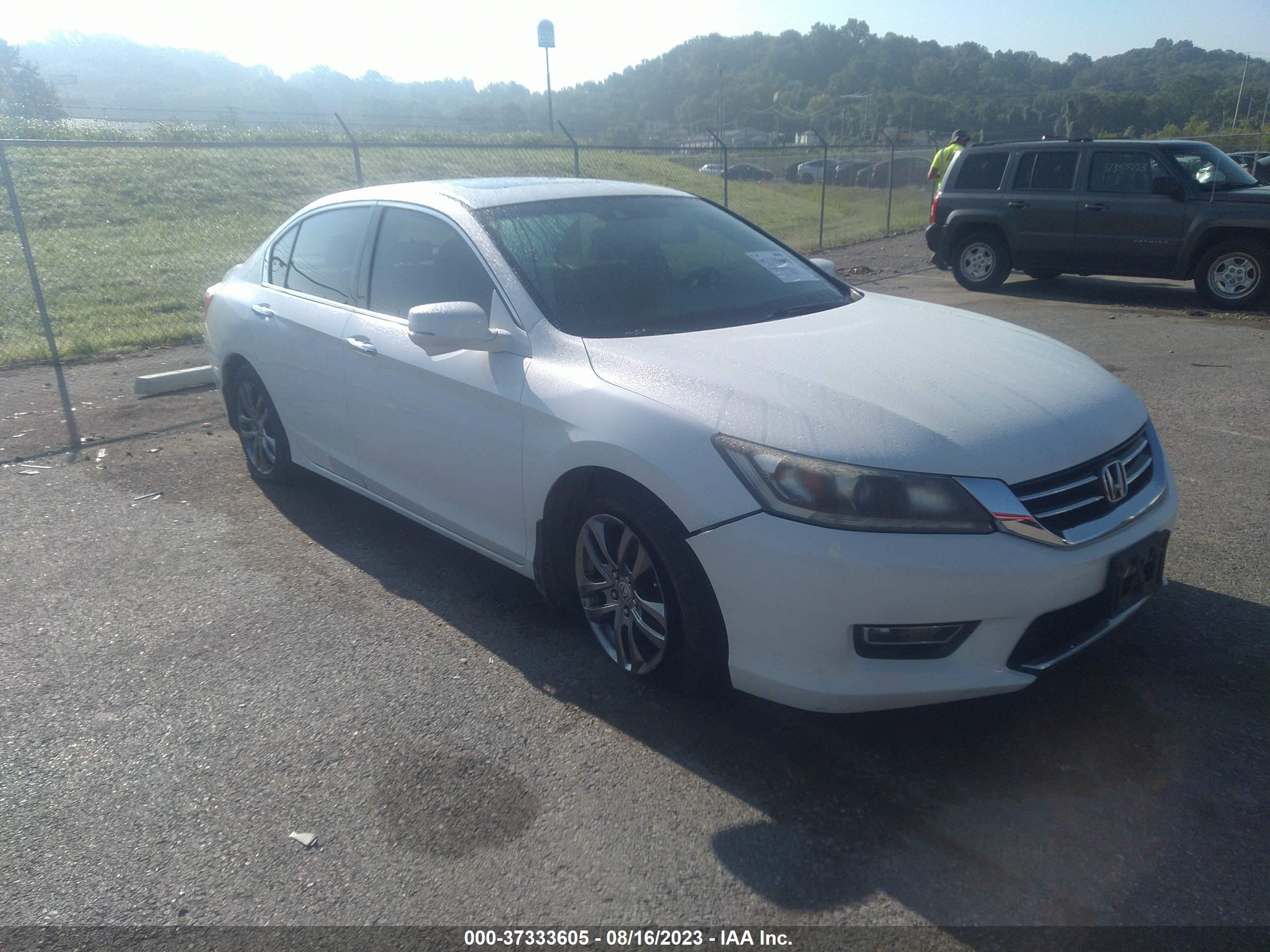 HONDA ACCORD 2013 1hgcr3f86da005058