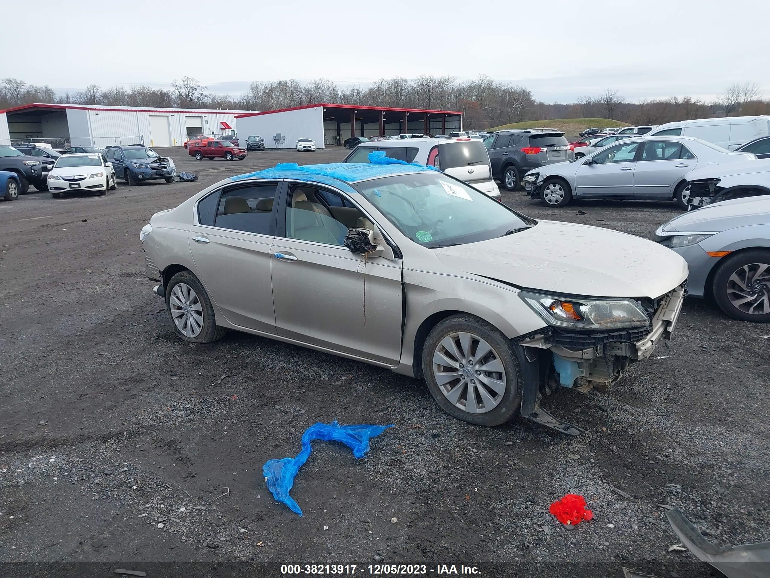 HONDA ACCORD 2013 1hgcr3f86da025228