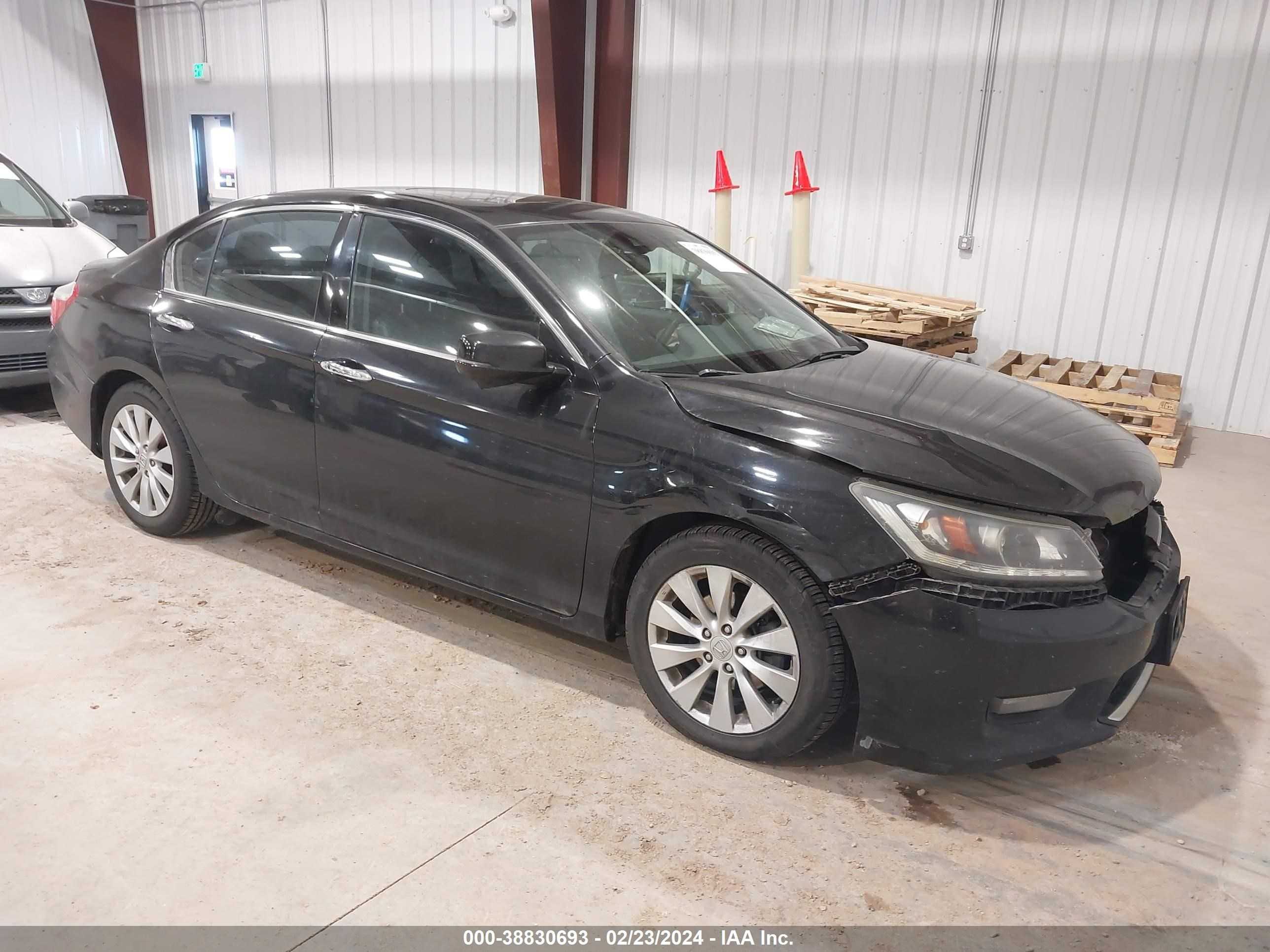 HONDA ACCORD 2015 1hgcr3f86fa025779