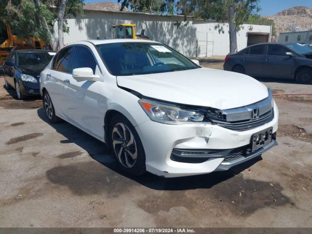 HONDA ACCORD 2016 1hgcr3f86ga032815