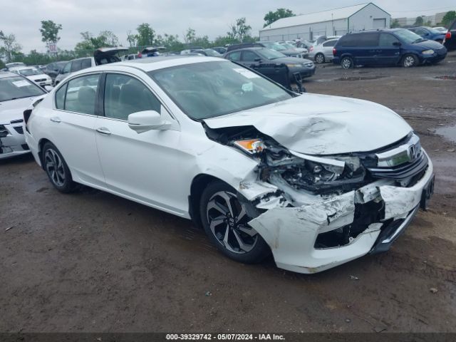 HONDA ACCORD 2017 1hgcr3f86ha021802