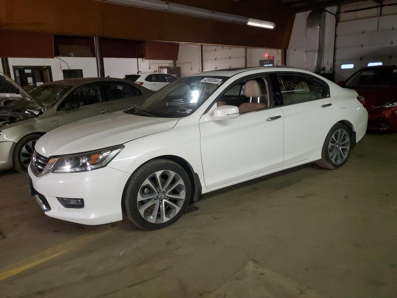 HONDA ACCORD 2015 1hgcr3f87fa001927