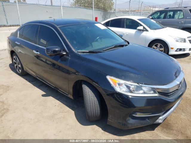 HONDA ACCORD 2017 1hgcr3f88ha036690