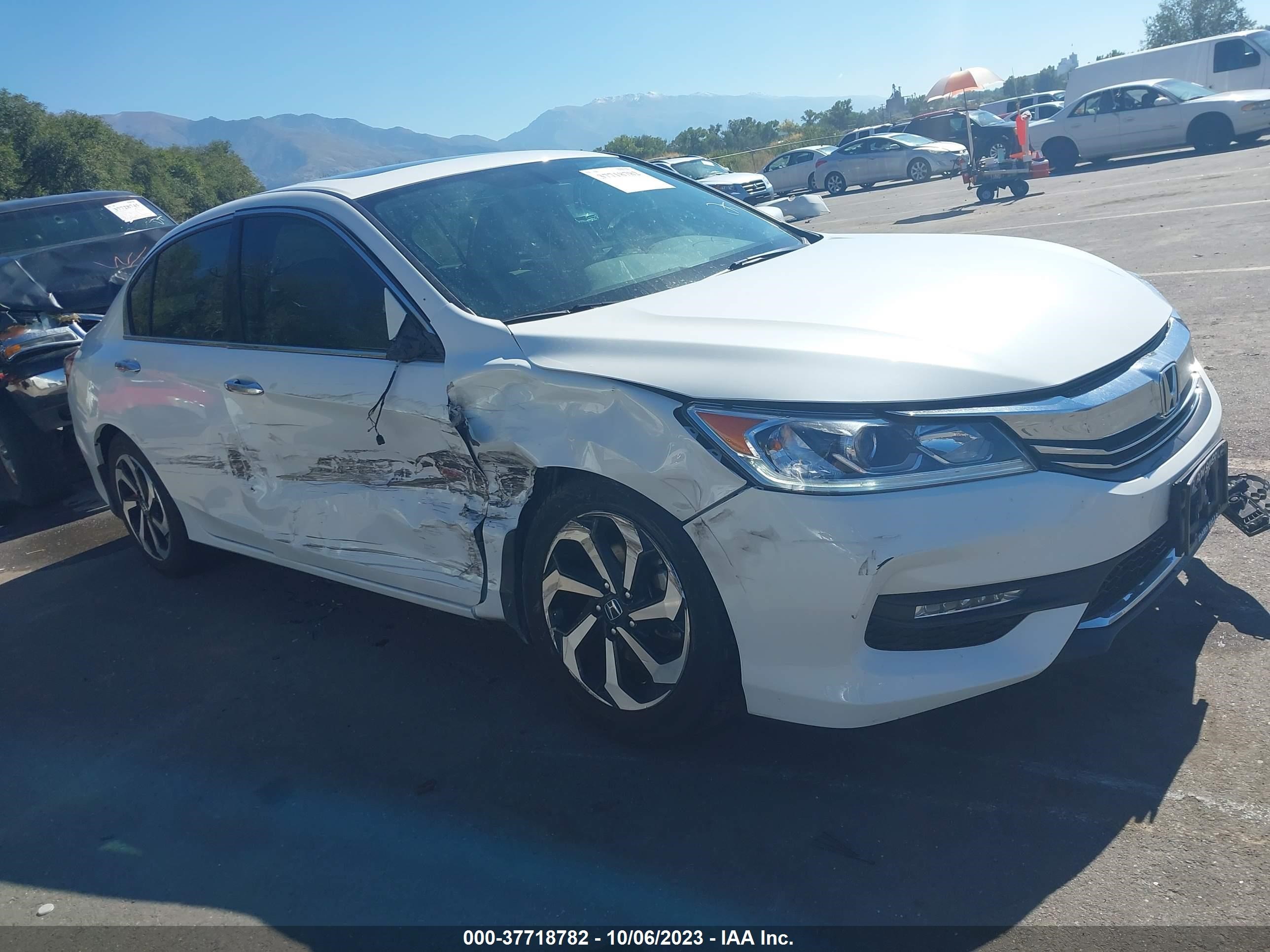 HONDA ACCORD EXL 2016 1hgcr3f89ga017113