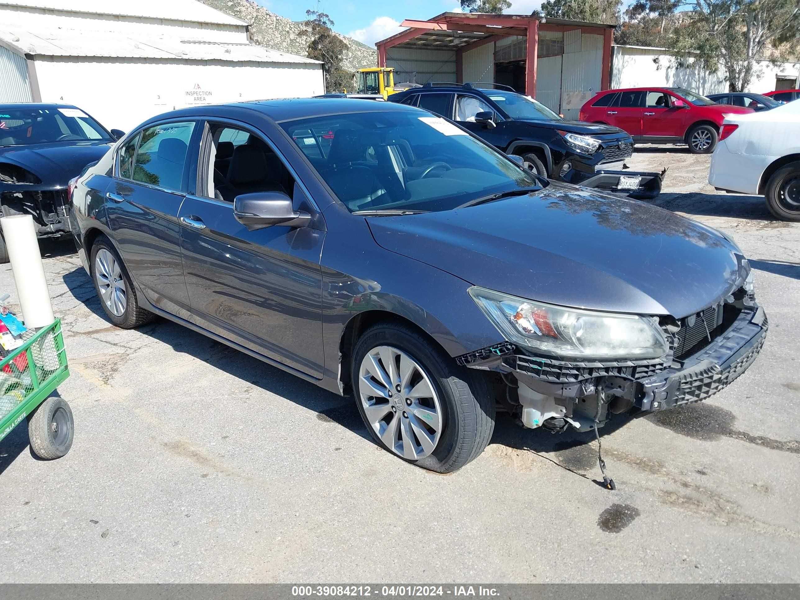 HONDA ACCORD 2015 1hgcr3f8xfa032346