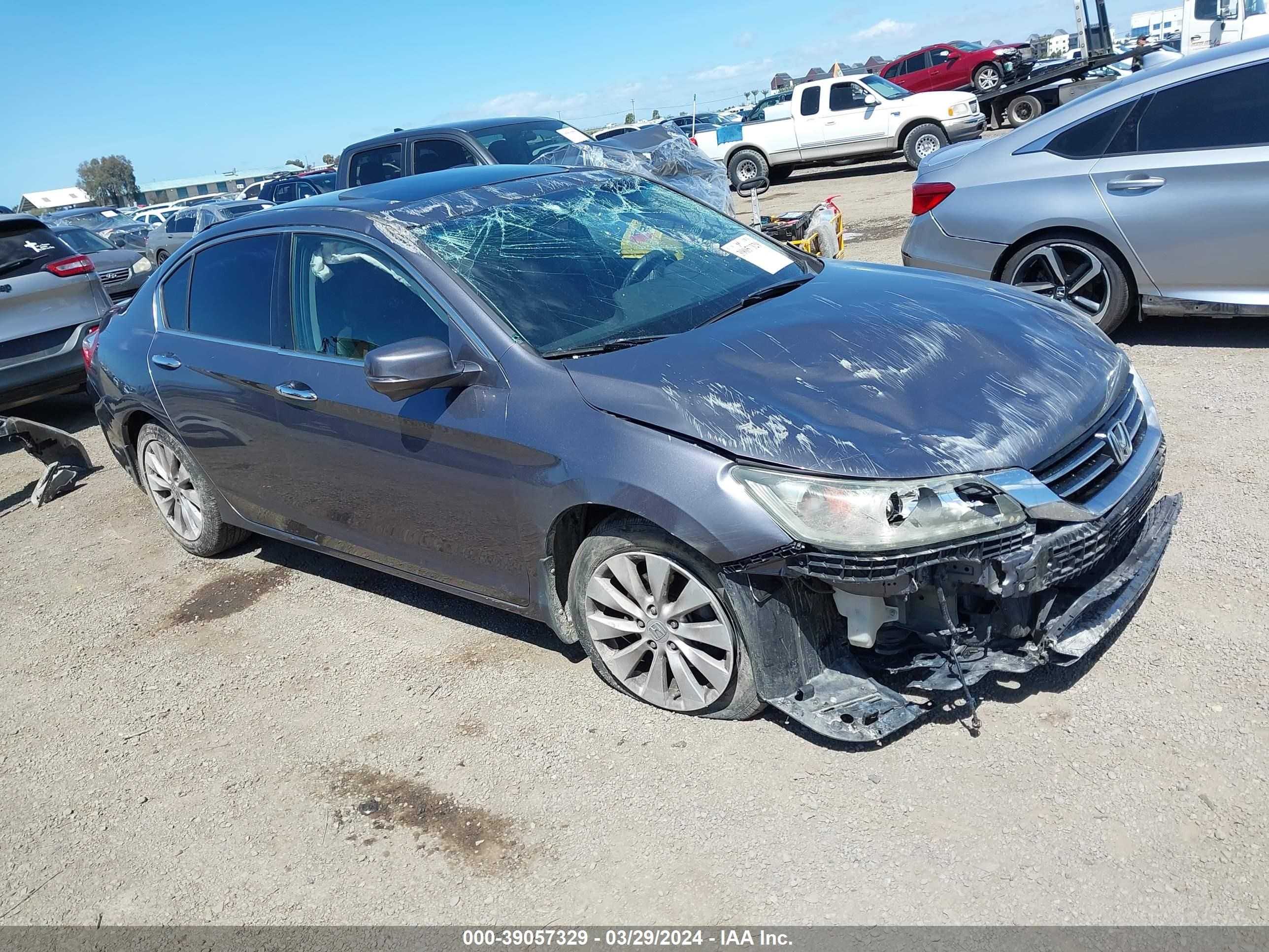 HONDA ACCORD 2015 1hgcr3f8xfa032668