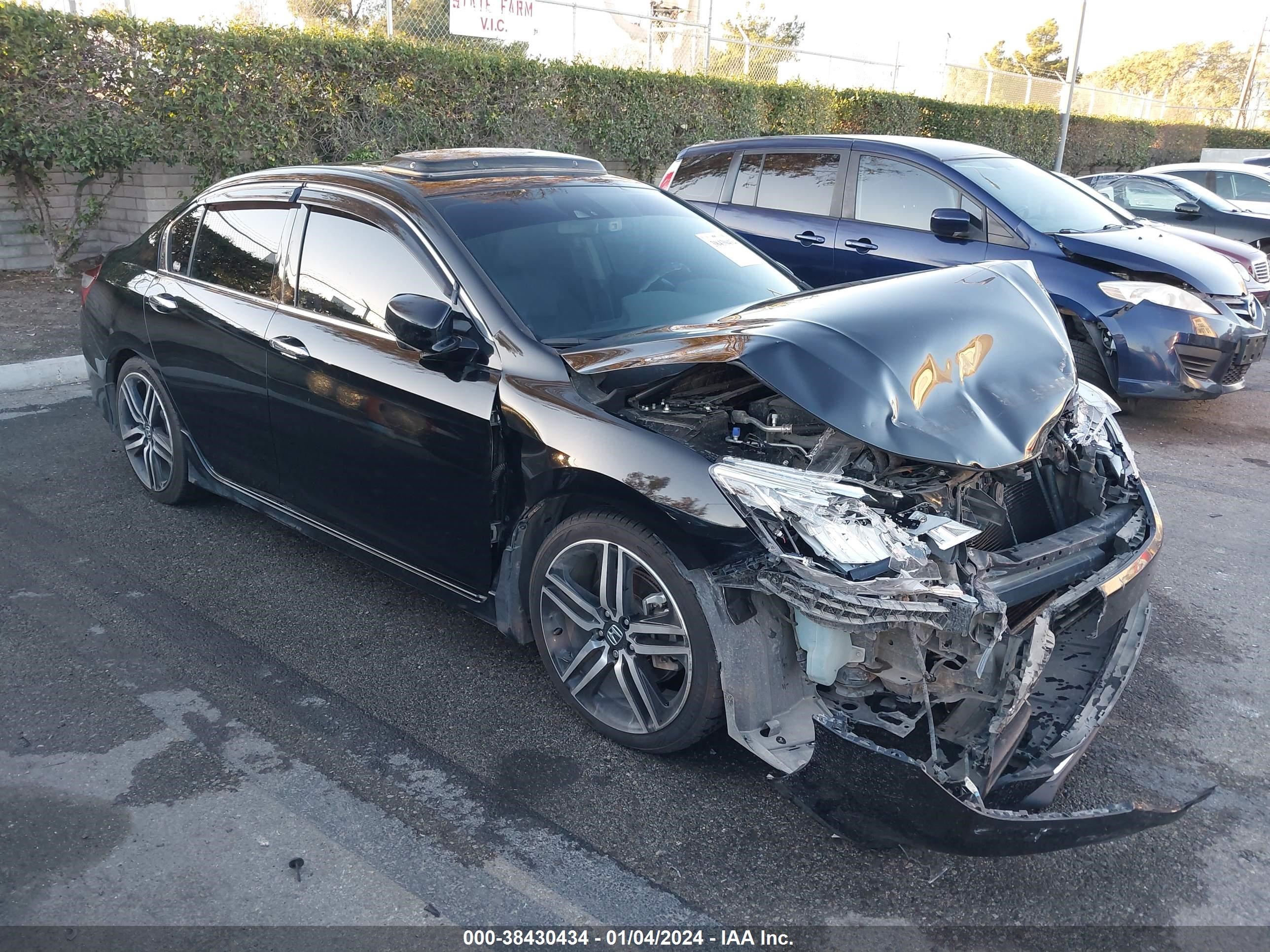 HONDA ACCORD 2017 1hgcr3f90ha024445