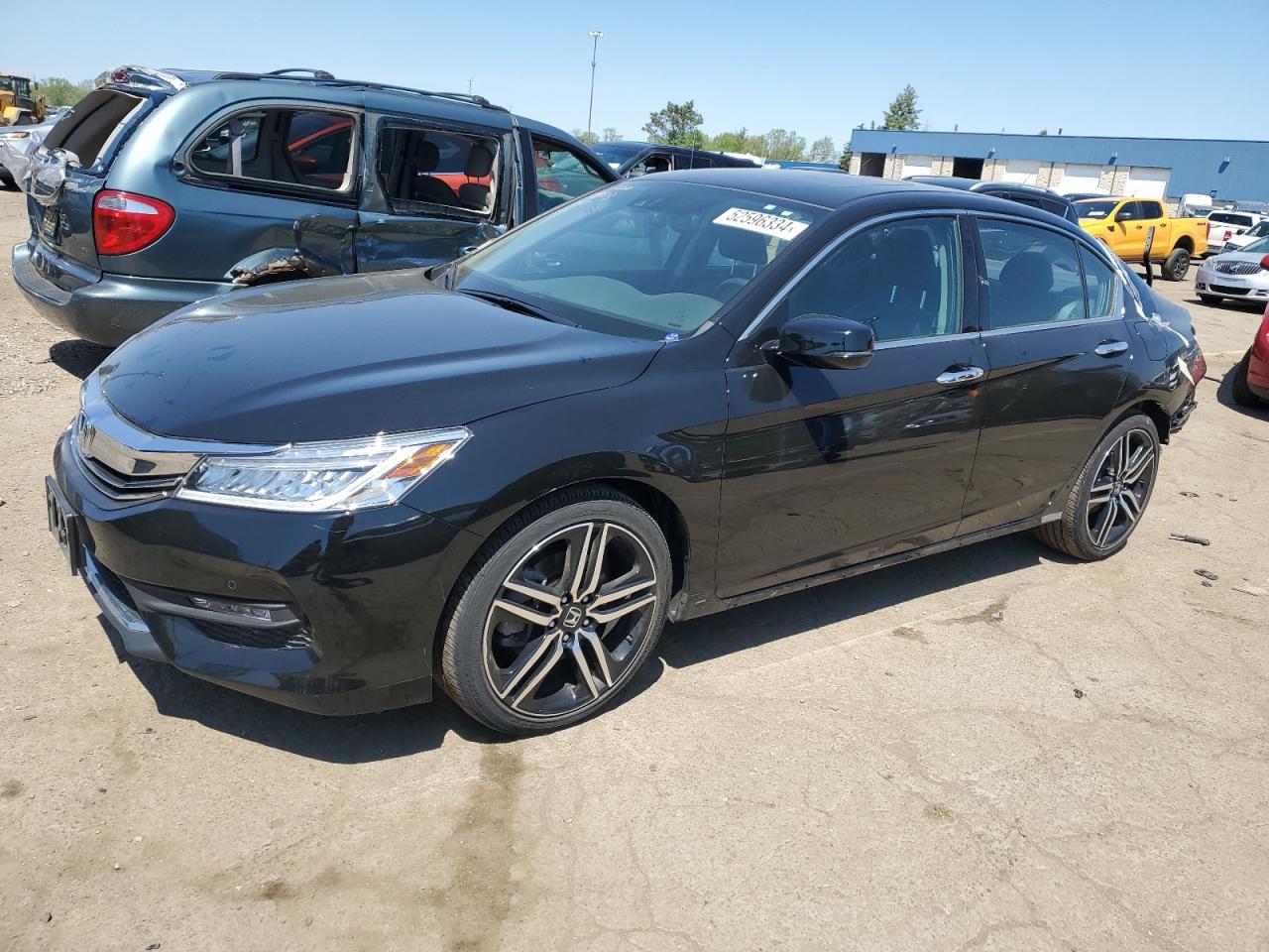 HONDA ACCORD 2017 1hgcr3f91ha039827