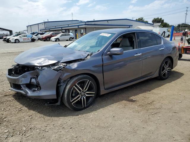 HONDA ACCORD 2017 1hgcr3f92ha011504