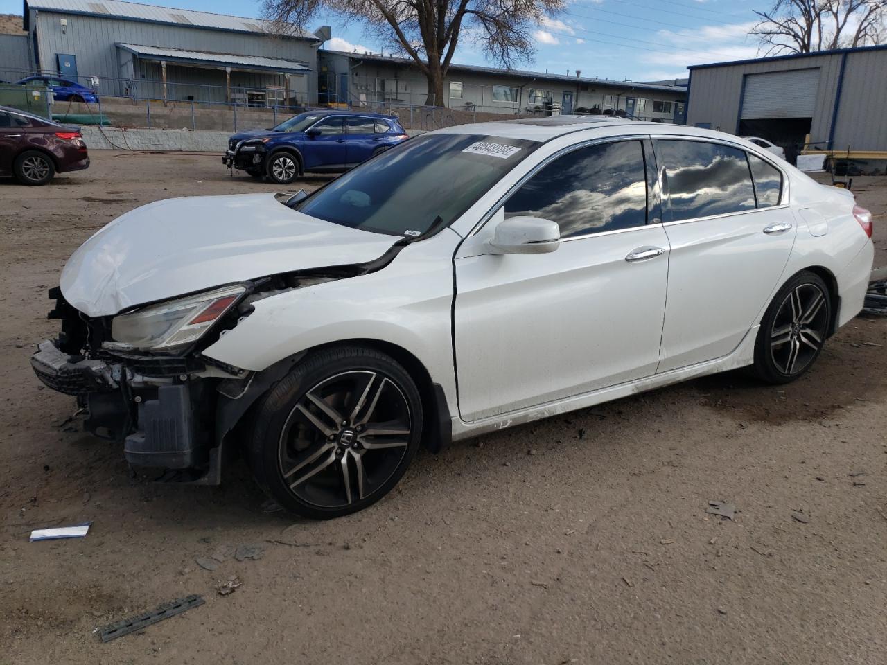 HONDA ACCORD 2017 1hgcr3f93ha019241