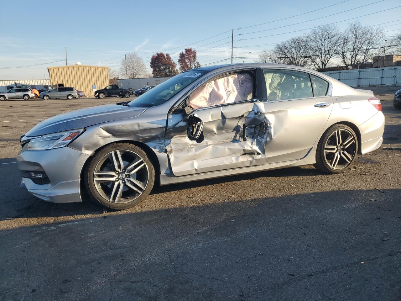 HONDA ACCORD 2017 1hgcr3f93ha039408