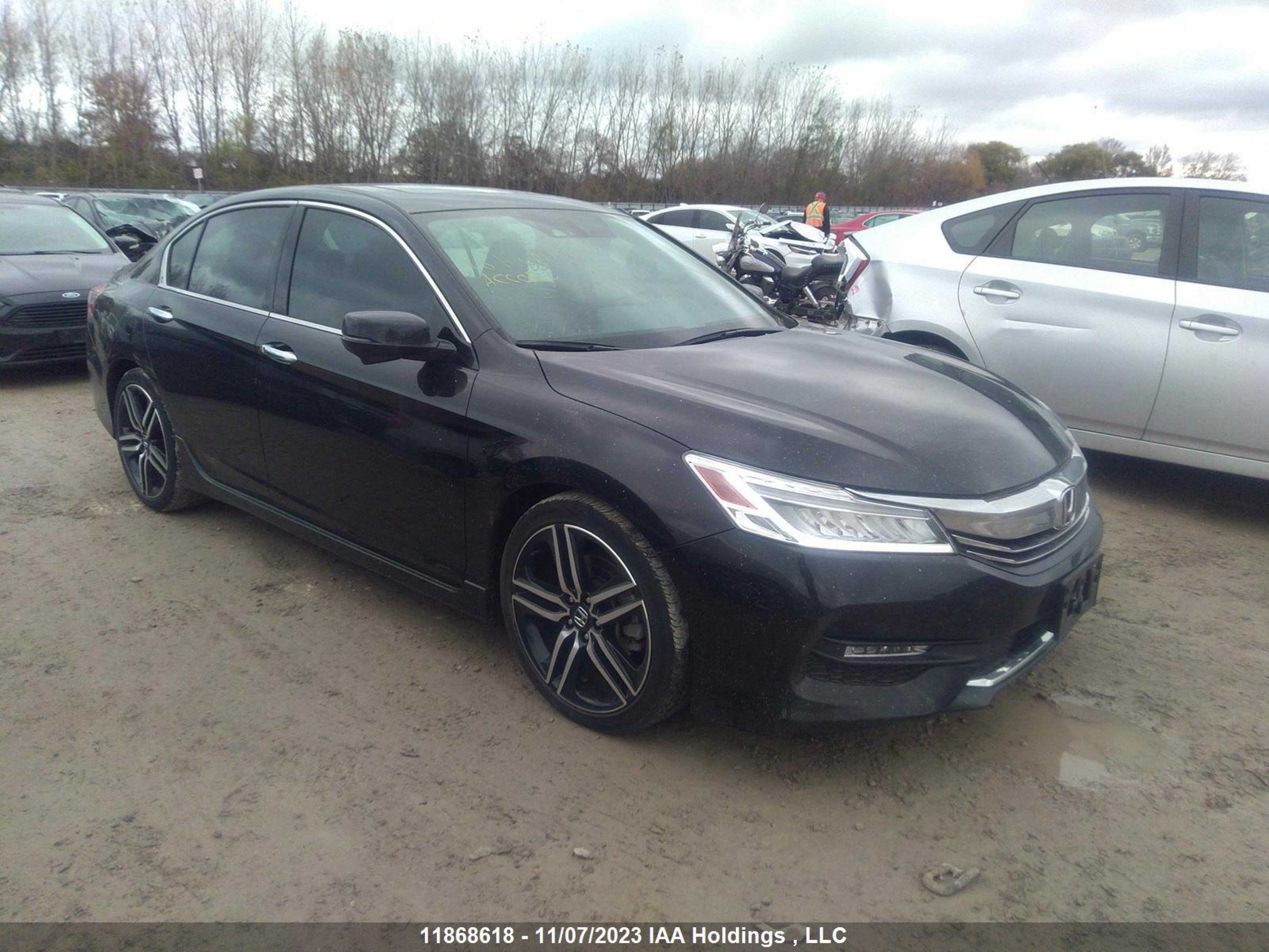 HONDA ACCORD 2016 1hgcr3f94ga800333