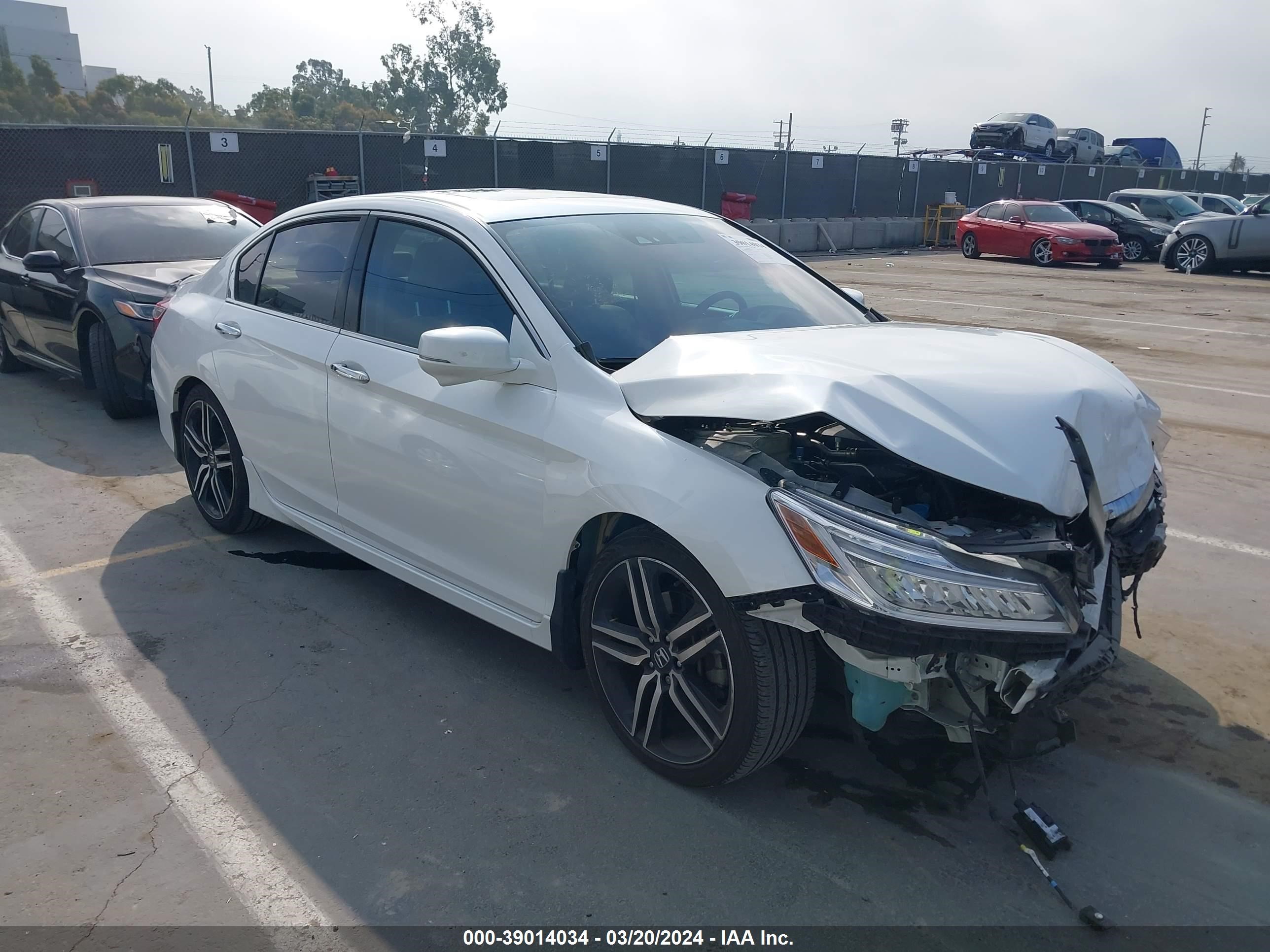 HONDA ACCORD 2016 1hgcr3f95ga016078