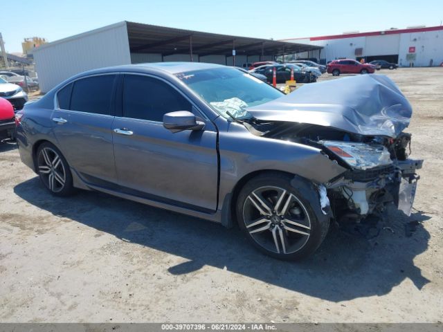 HONDA ACCORD 2017 1hgcr3f97ha017153