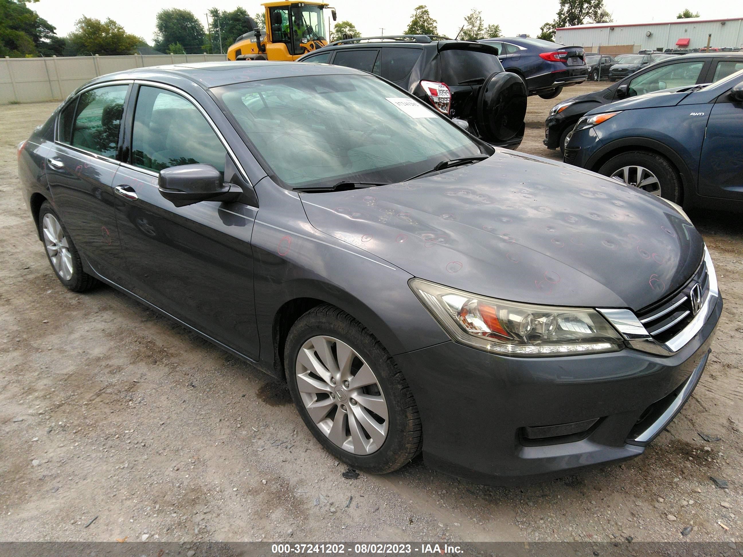 HONDA ACCORD 2015 1hgcr3f9xfa031996