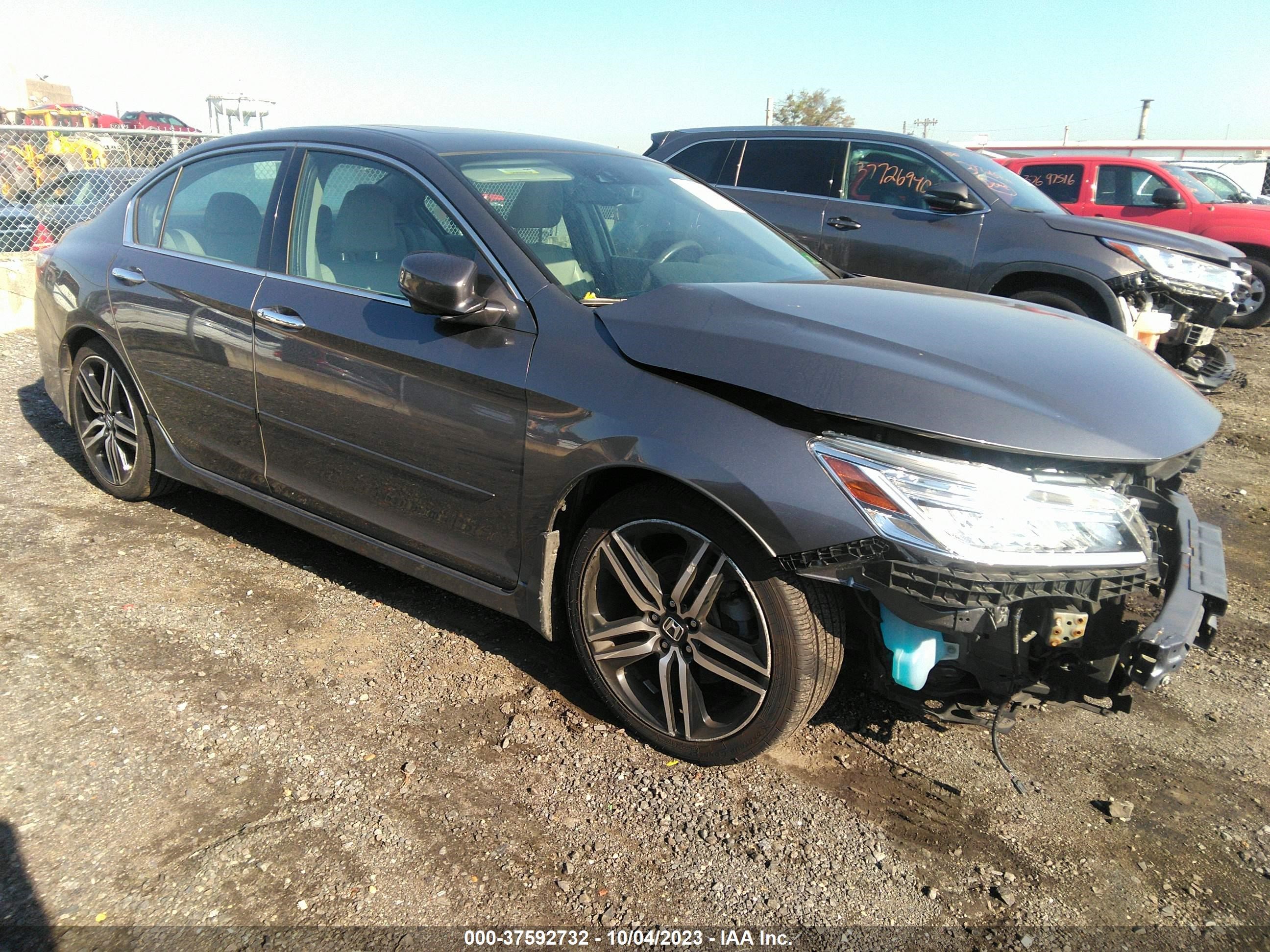 HONDA ACCORD 2016 1hgcr3f9xga034138