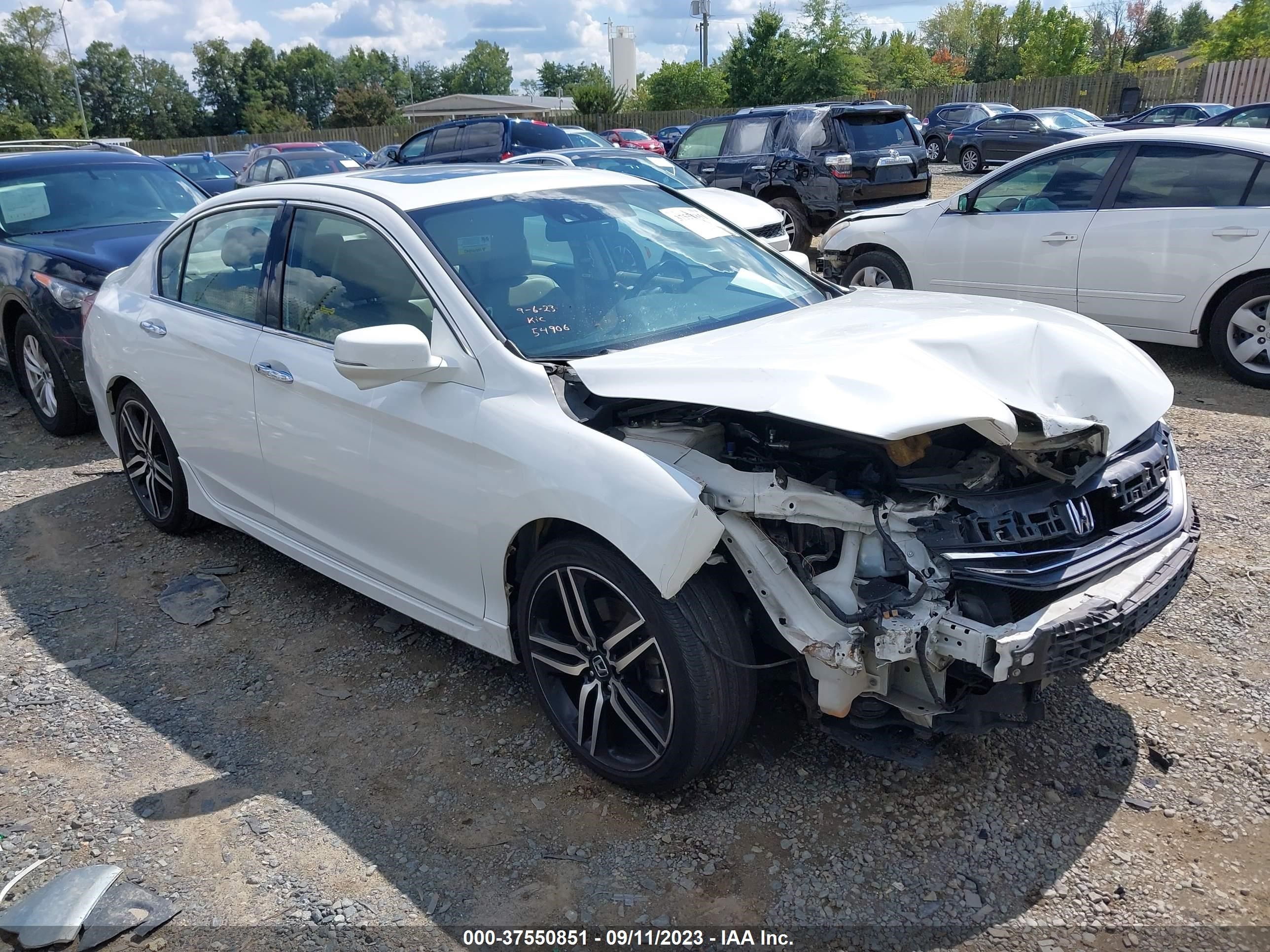 HONDA ACCORD 2017 1hgcr3f9xha030074