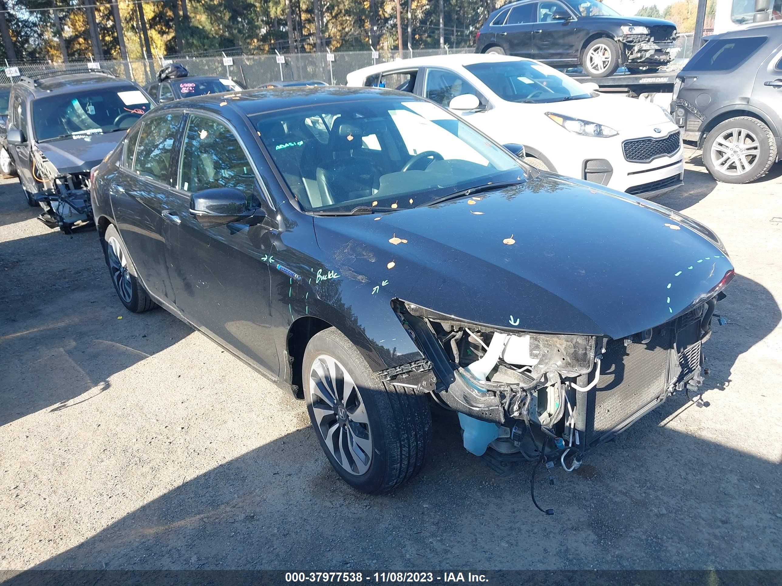 HONDA ACCORD 2015 1hgcr6f53fa003908