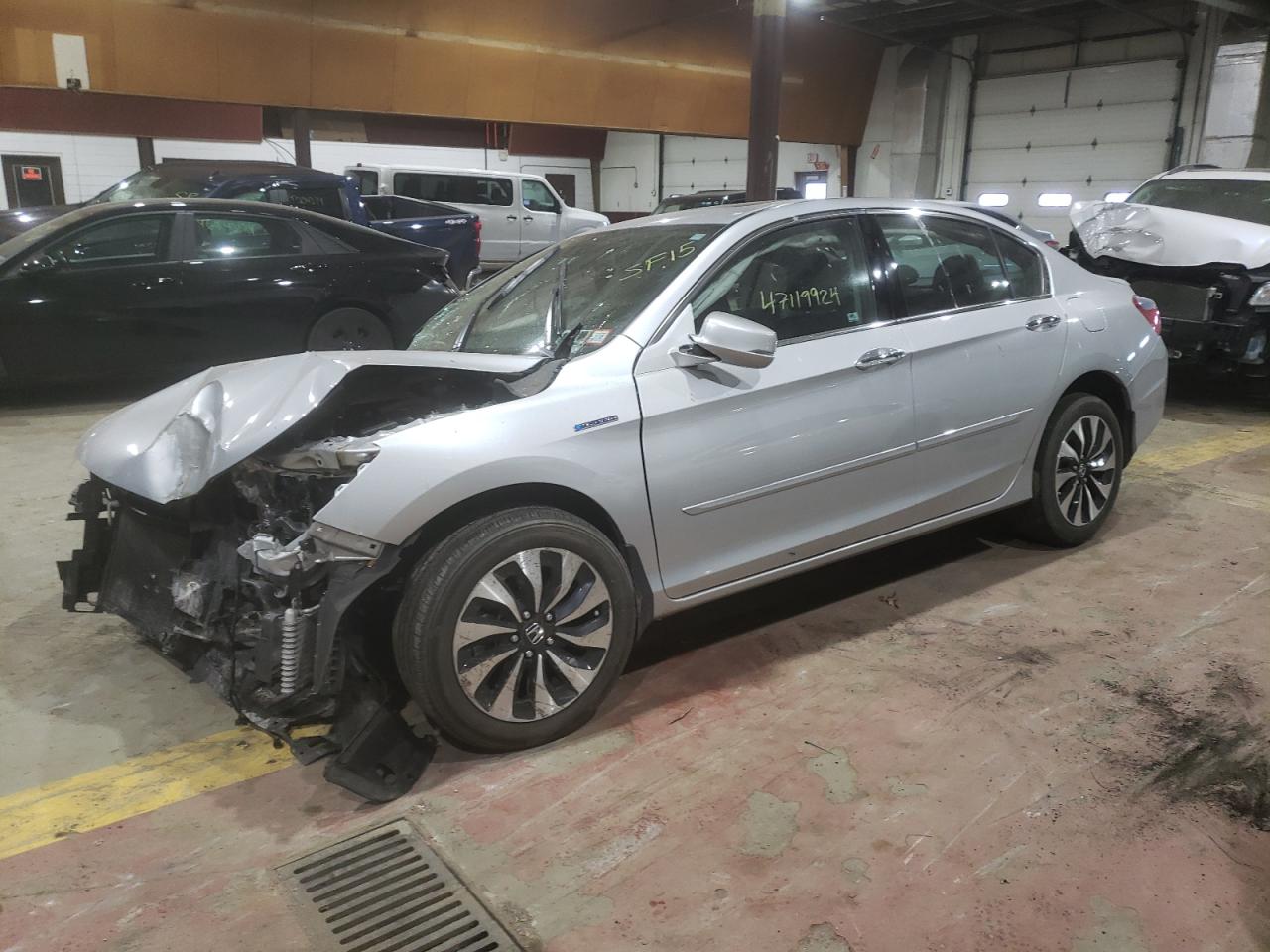 HONDA ACCORD 2015 1hgcr6f54fa000385