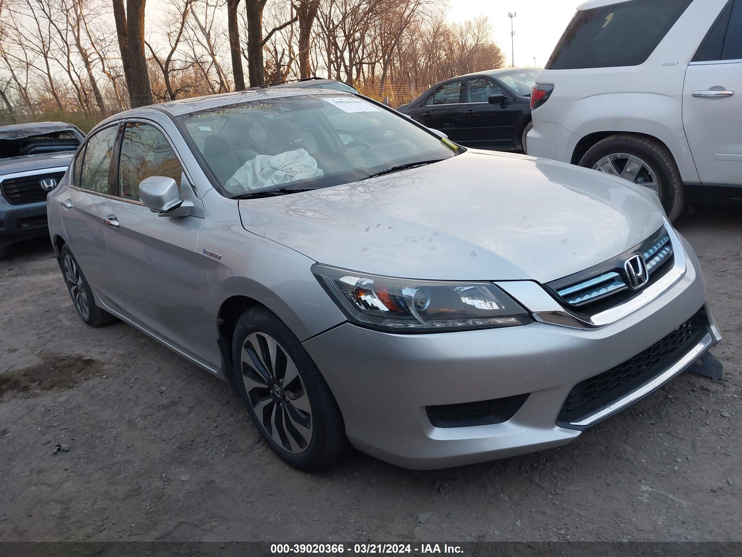 HONDA ACCORD 2015 1hgcr6f5xfa008216