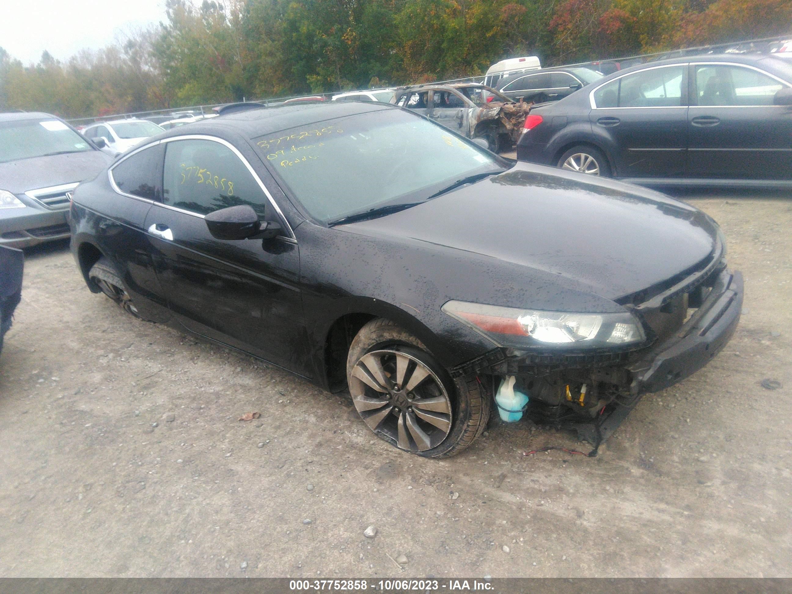 HONDA ACCORD 2009 1hgcs12739a010036