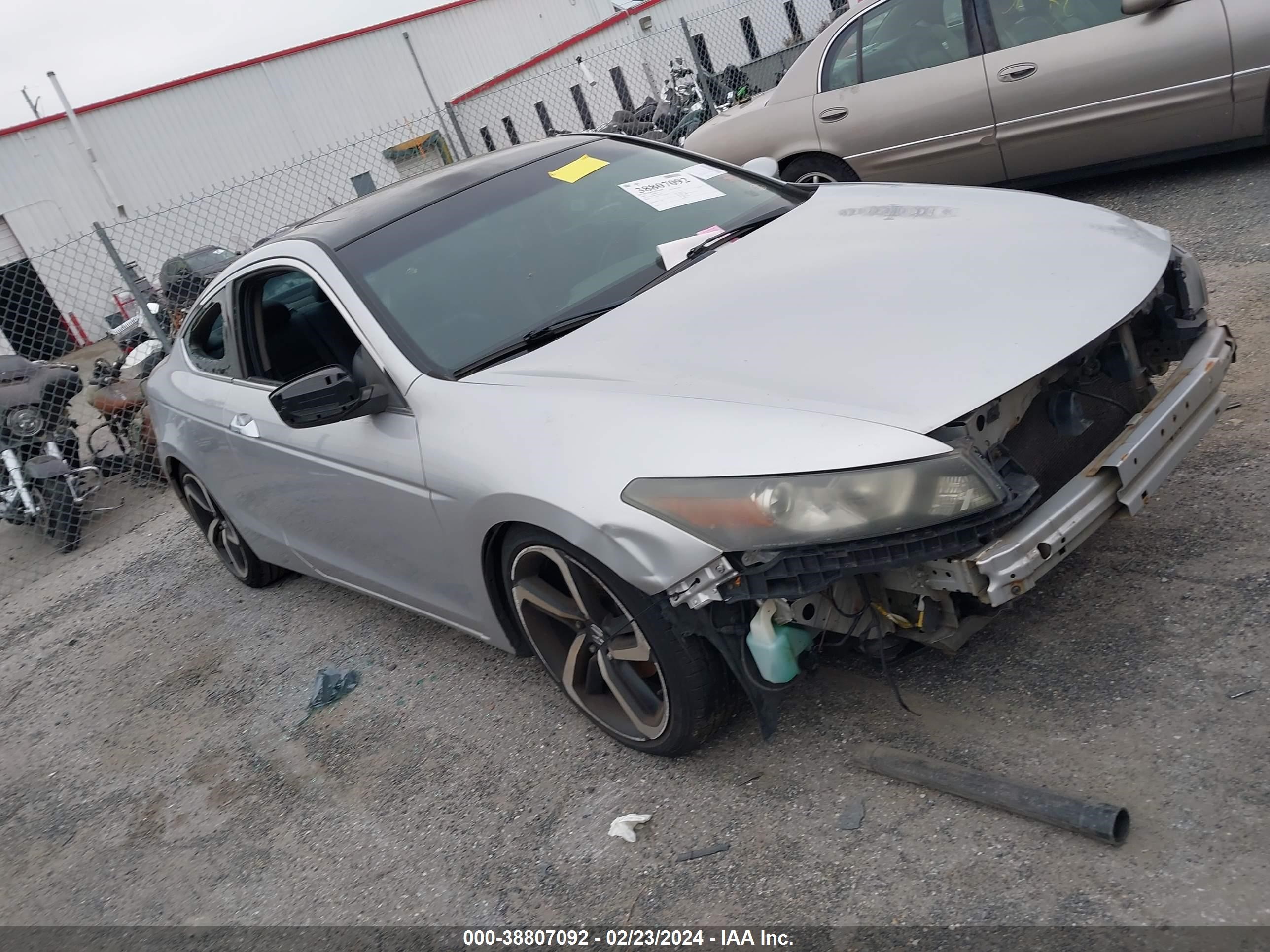 HONDA ACCORD 2009 1hgcs22819a010065