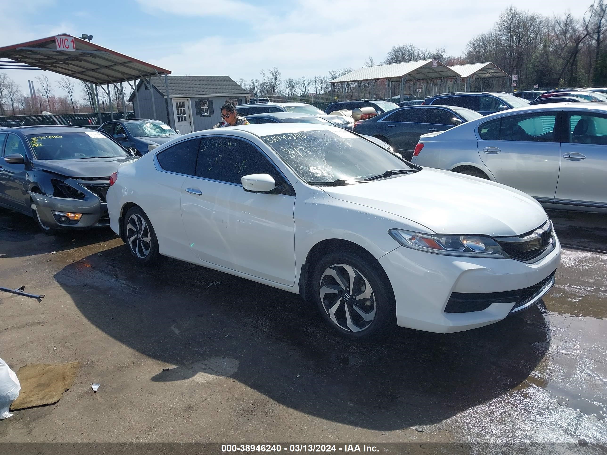 HONDA ACCORD 2016 1hgct1b36ga001144