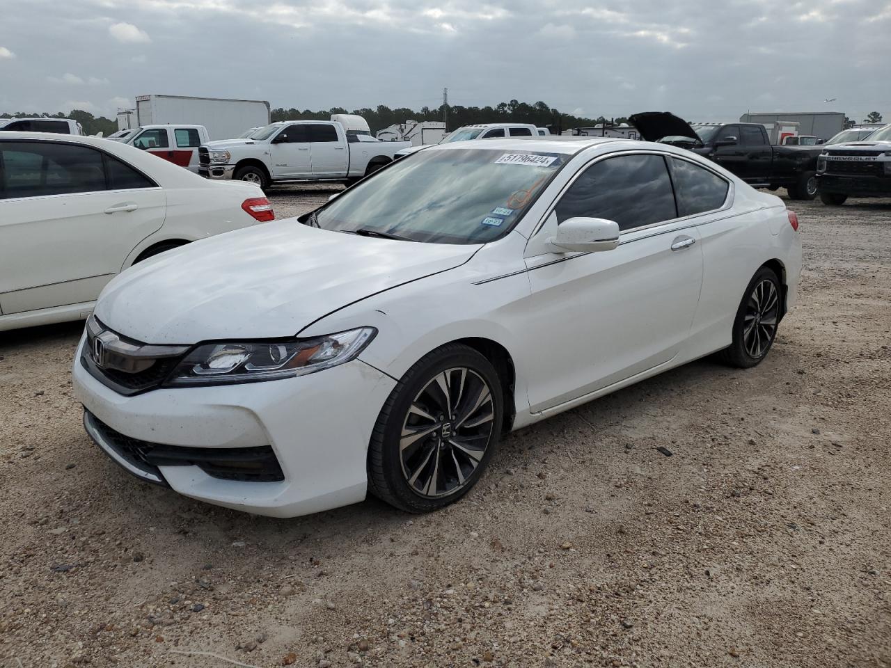 HONDA ACCORD 2016 1hgct1b84ga000392