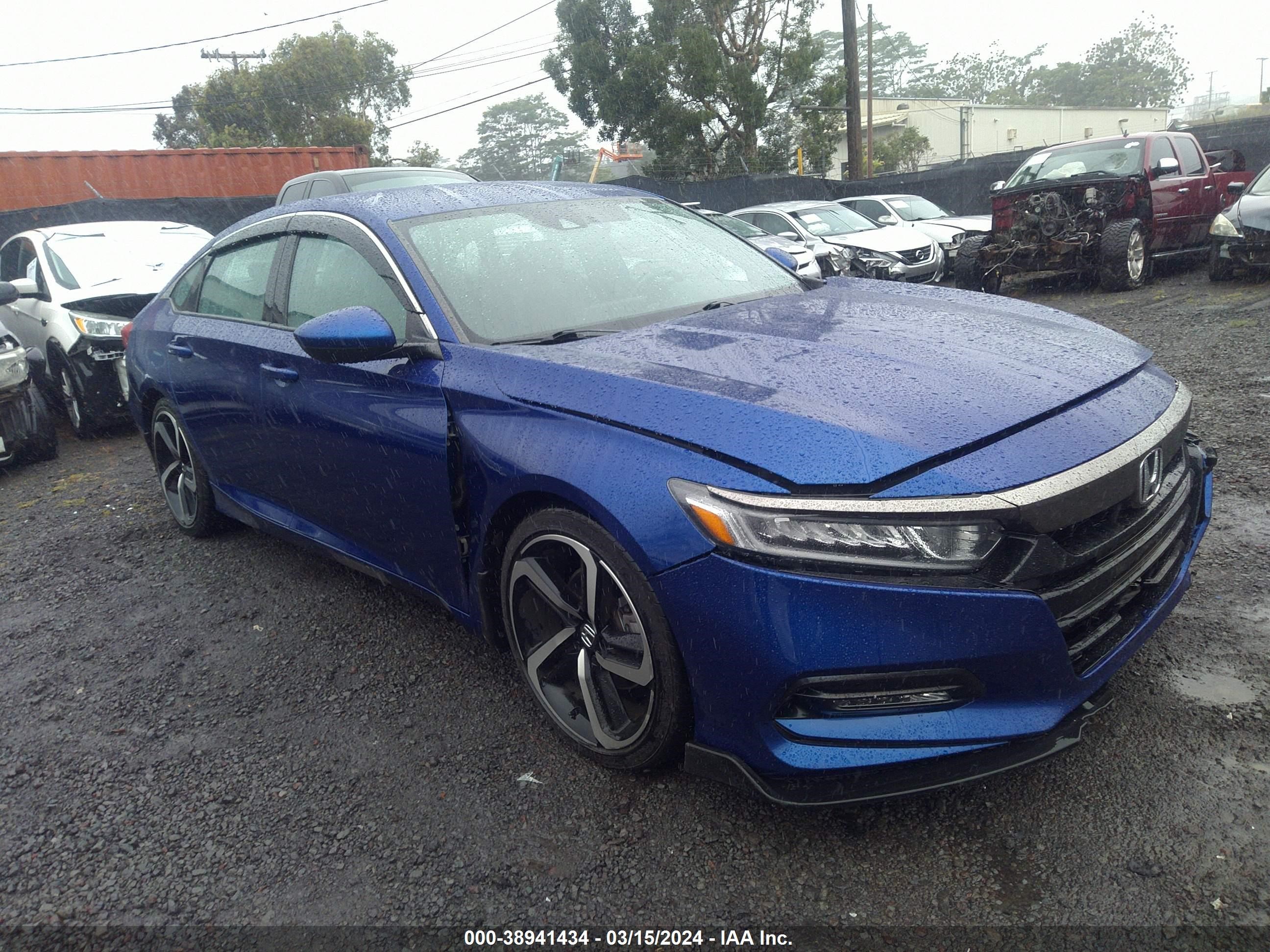 HONDA ACCORD 2018 1hgcv1e32ja080065