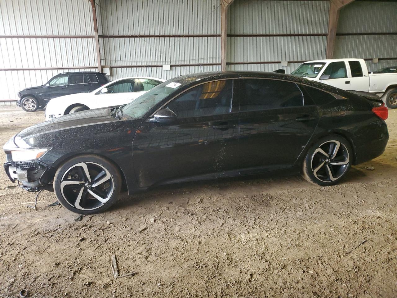 HONDA ACCORD 2018 1hgcv1e35ja211215