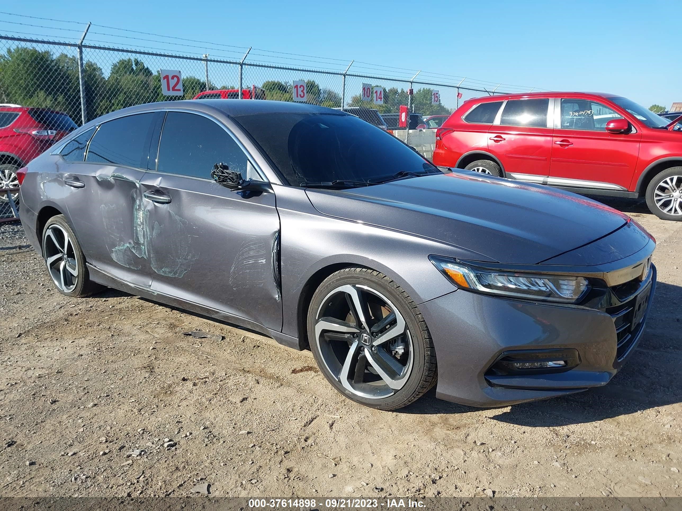 HONDA ACCORD 2018 1hgcv1e3xja221190