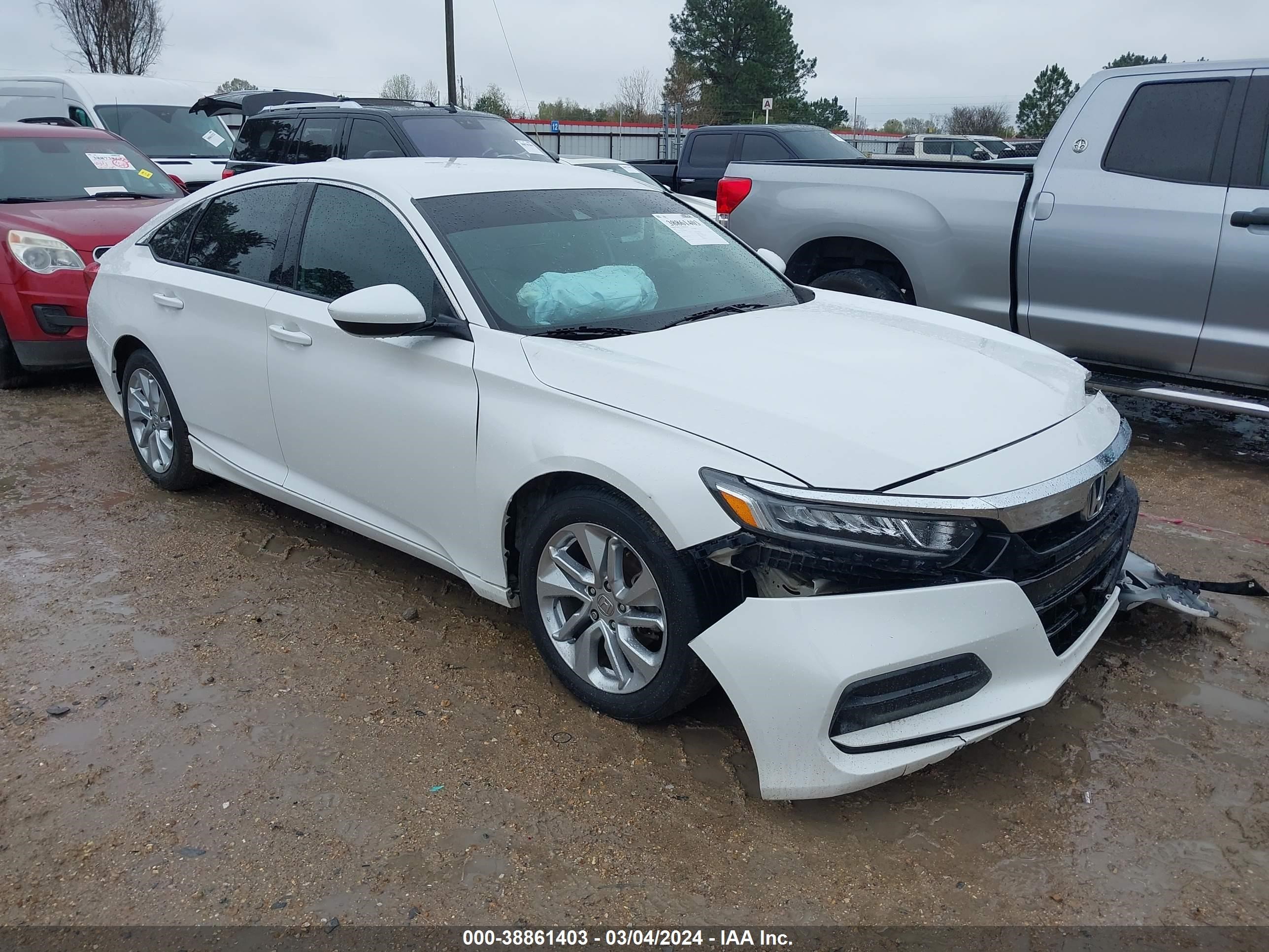 HONDA ACCORD 2018 1hgcv1f10ja208140