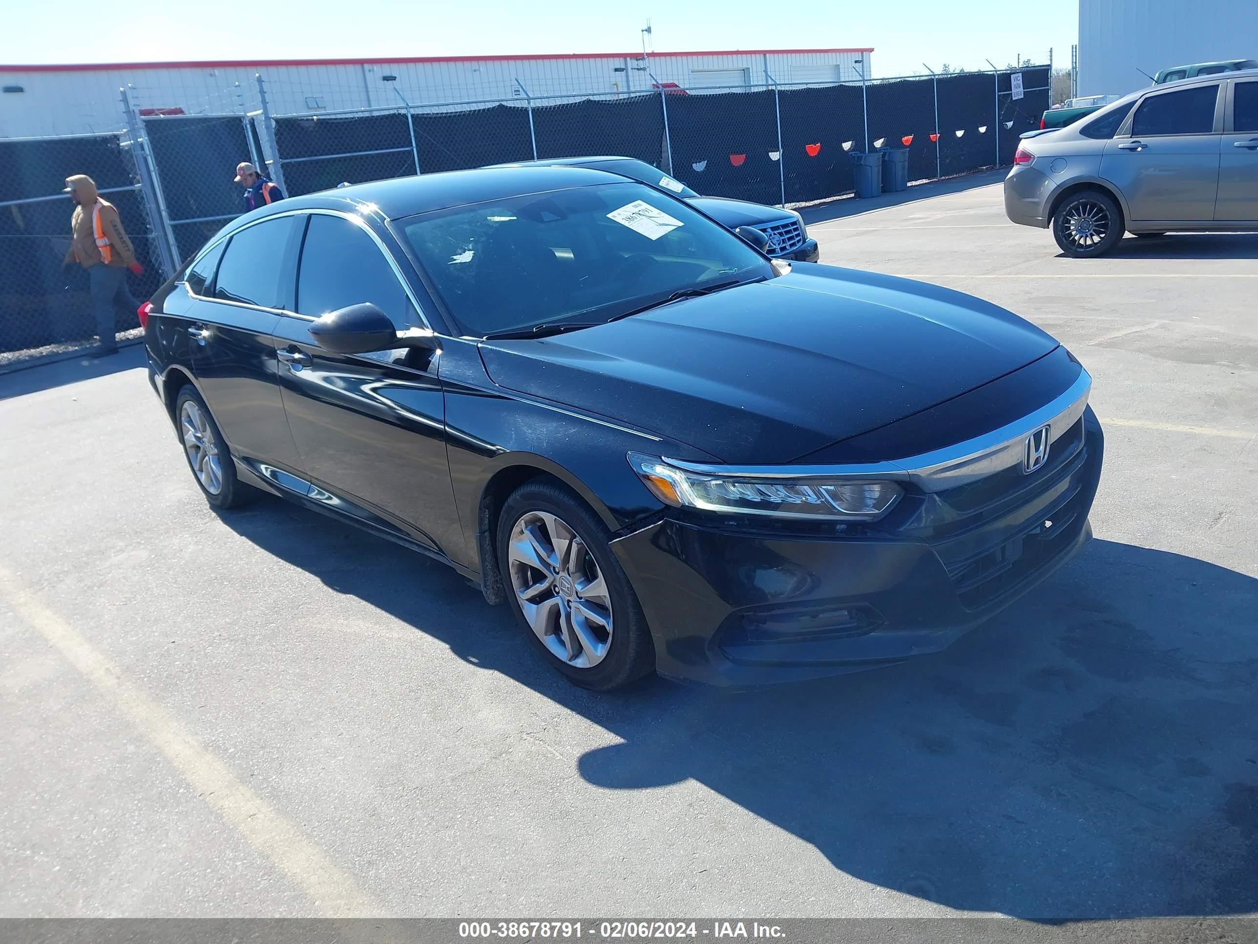 HONDA ACCORD 2019 1hgcv1f10ka009722